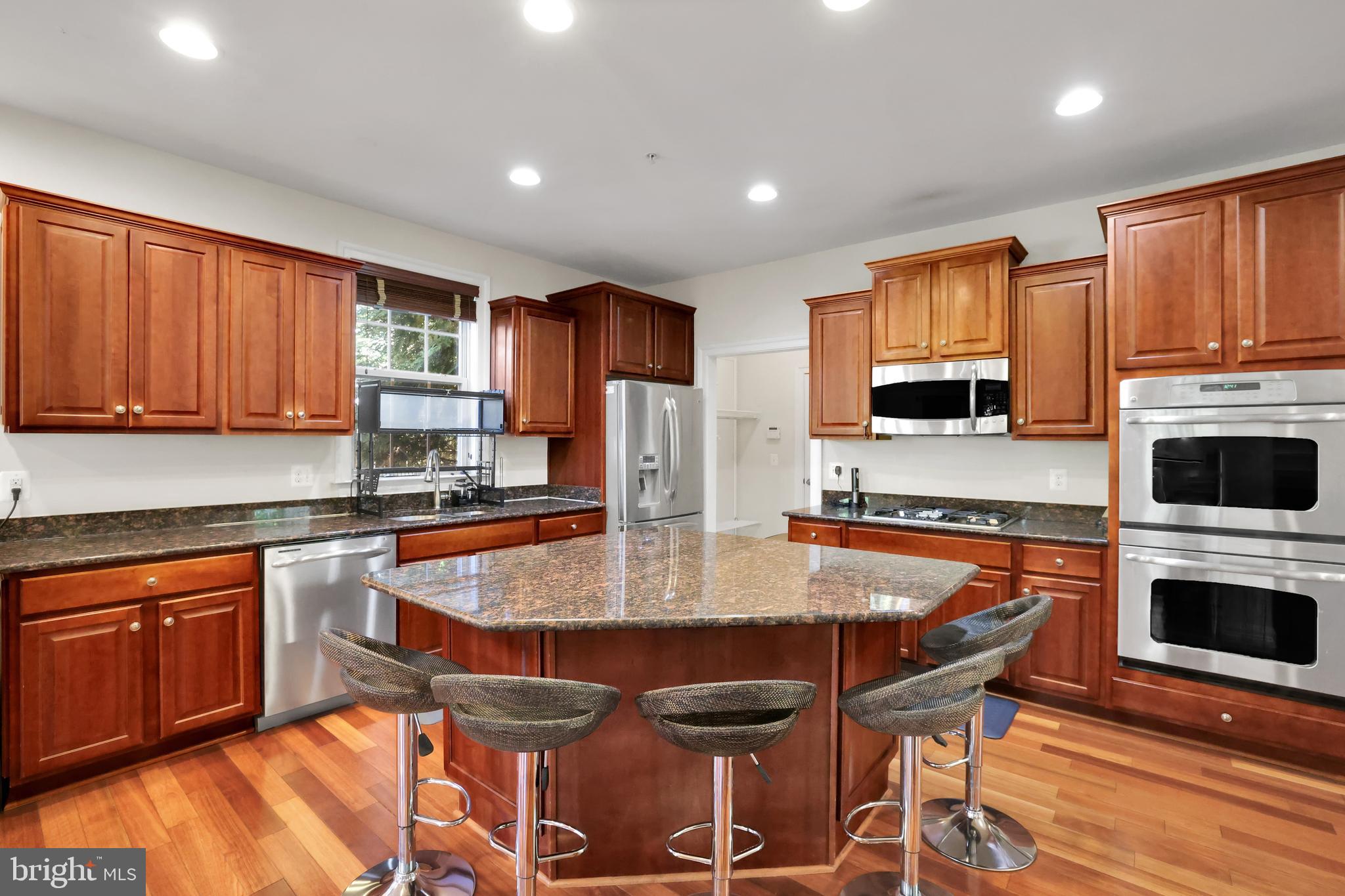 KENSINGTON HEIGHTS - Residential Lease