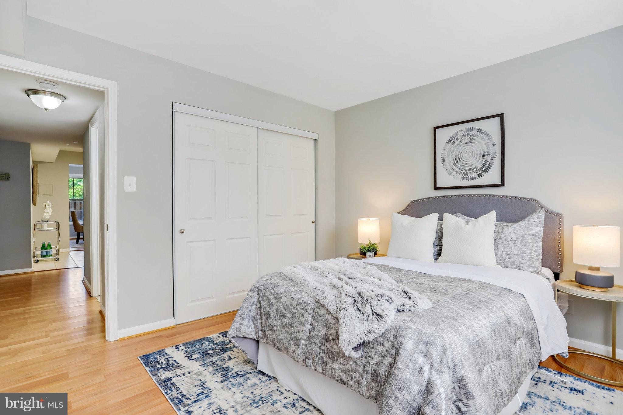 POTOMAC OAKS - Residential