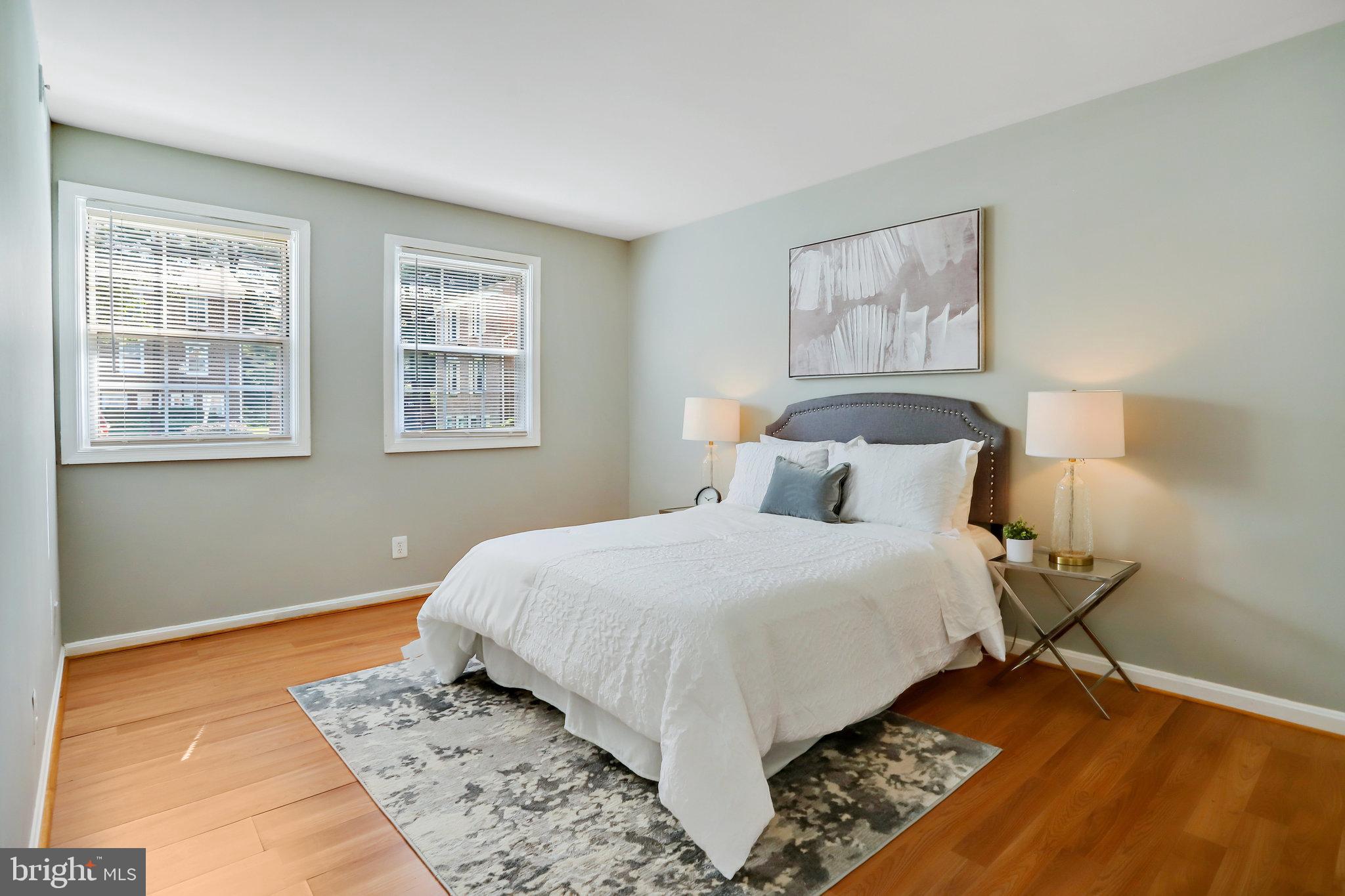 POTOMAC OAKS - Residential