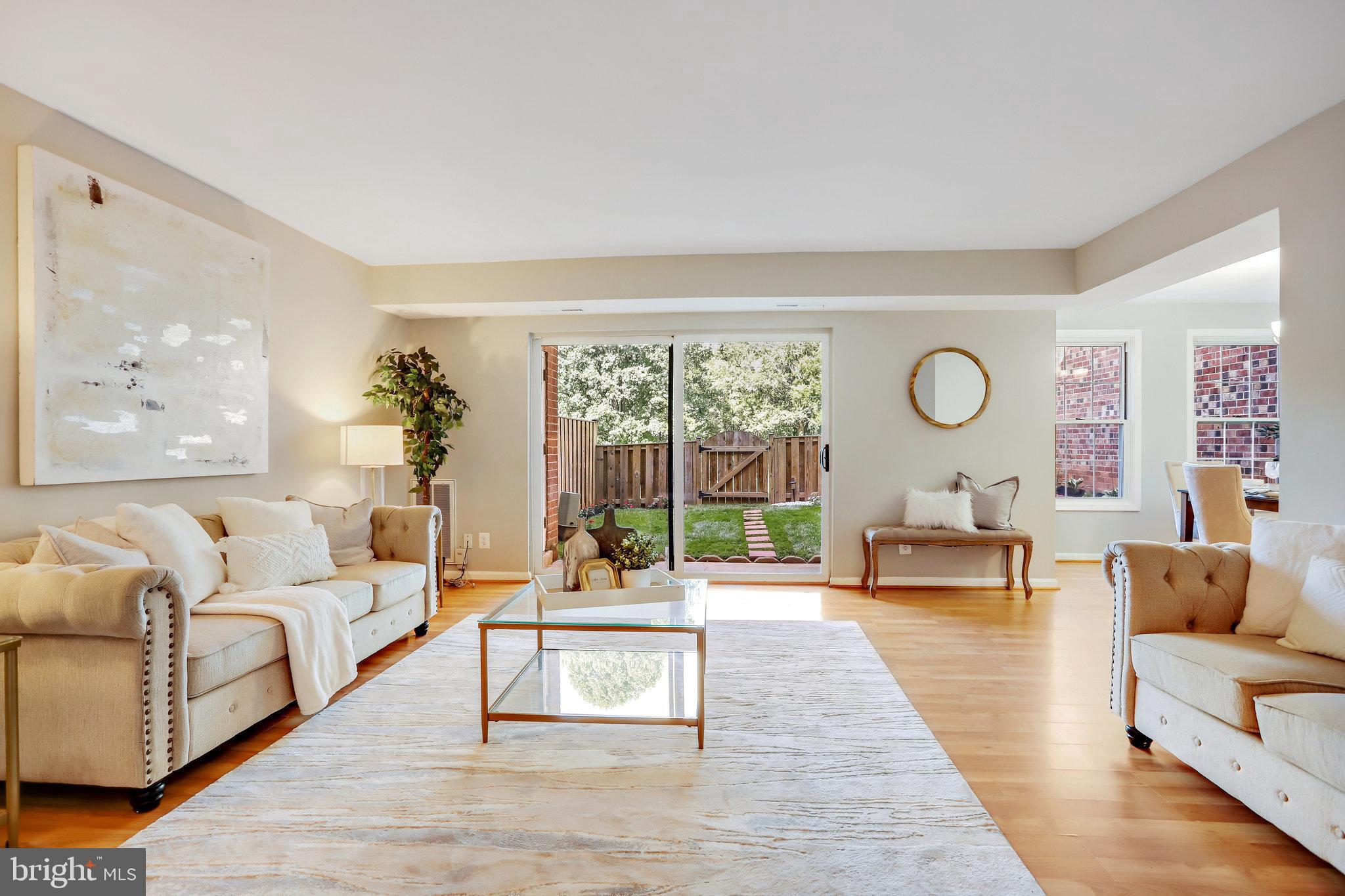 POTOMAC OAKS - Residential