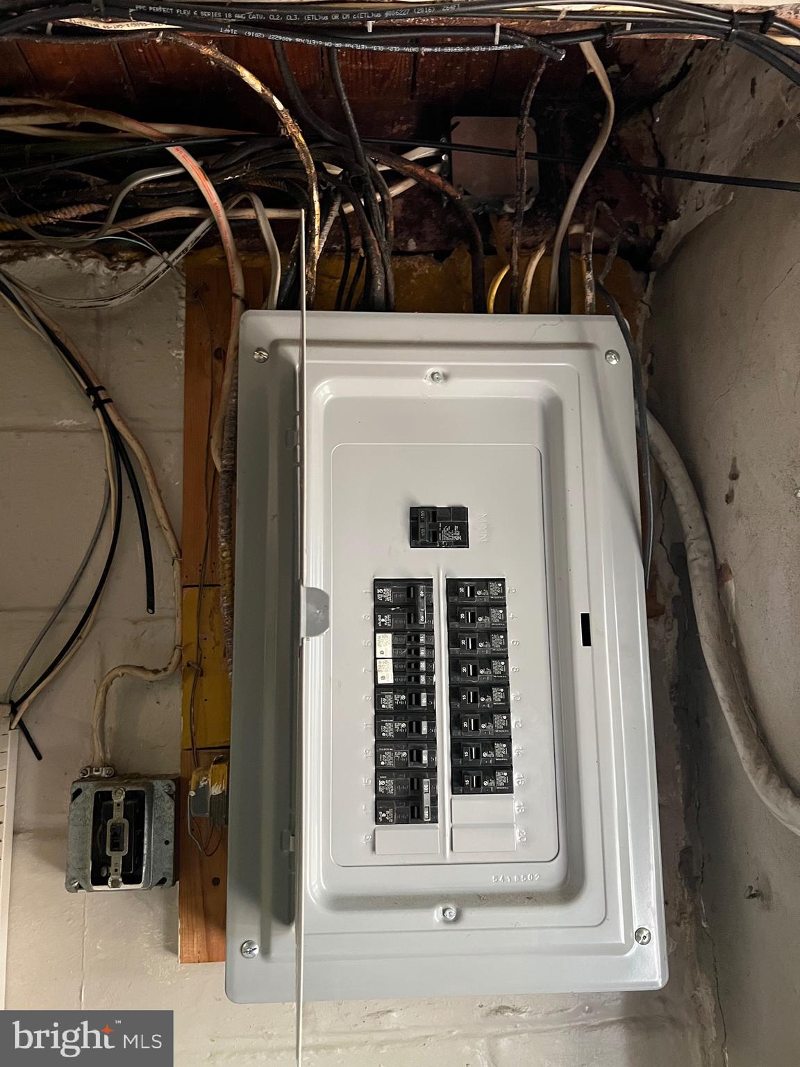 PHILADELPHIA (NORTHEAST) - Residential