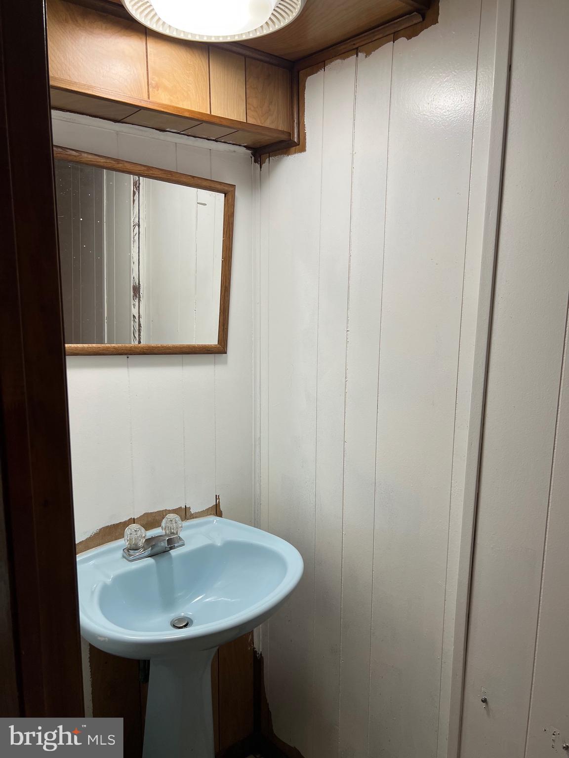 PHILADELPHIA (NORTHEAST) - Residential