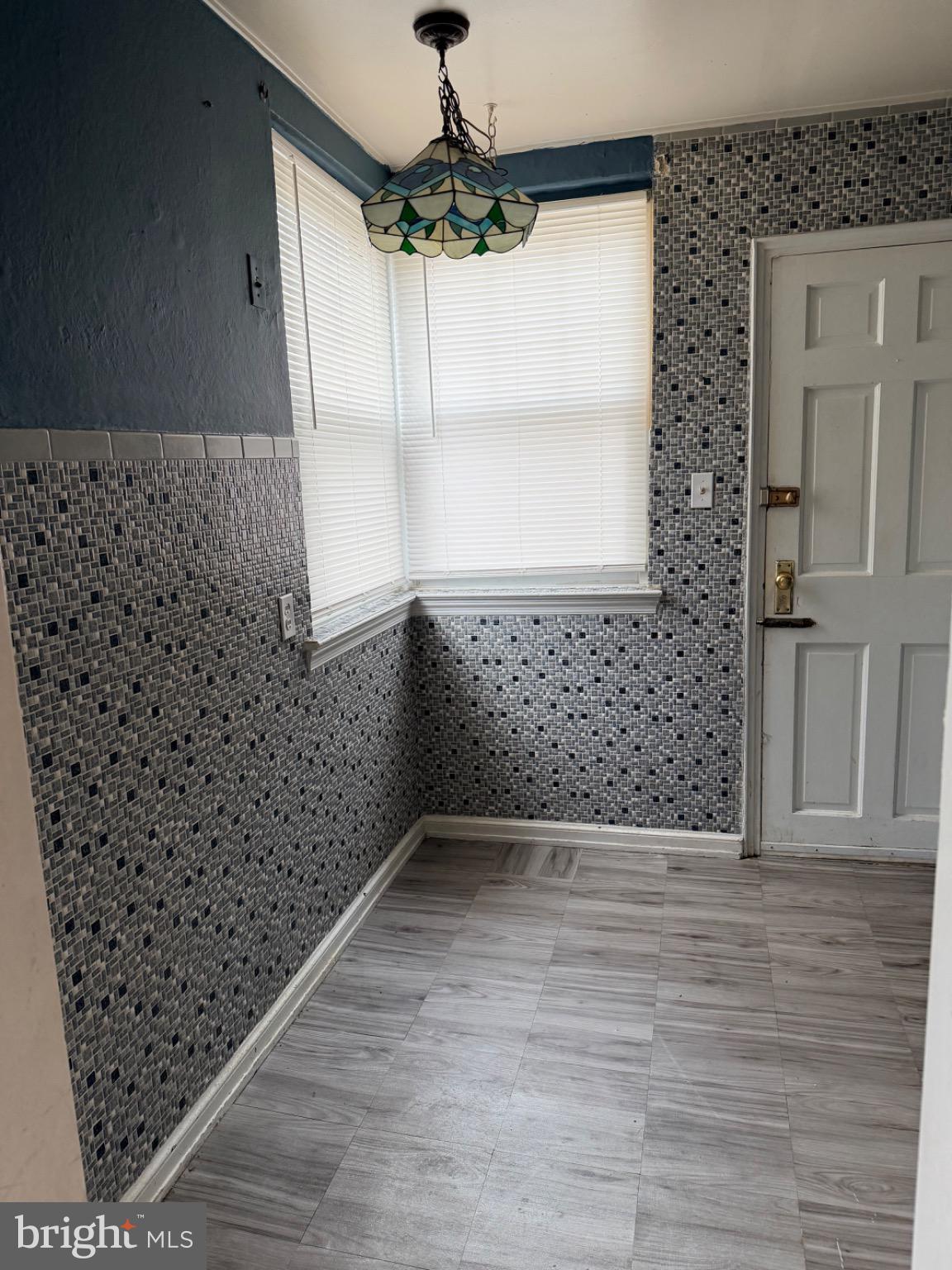 PHILADELPHIA (NORTHEAST) - Residential