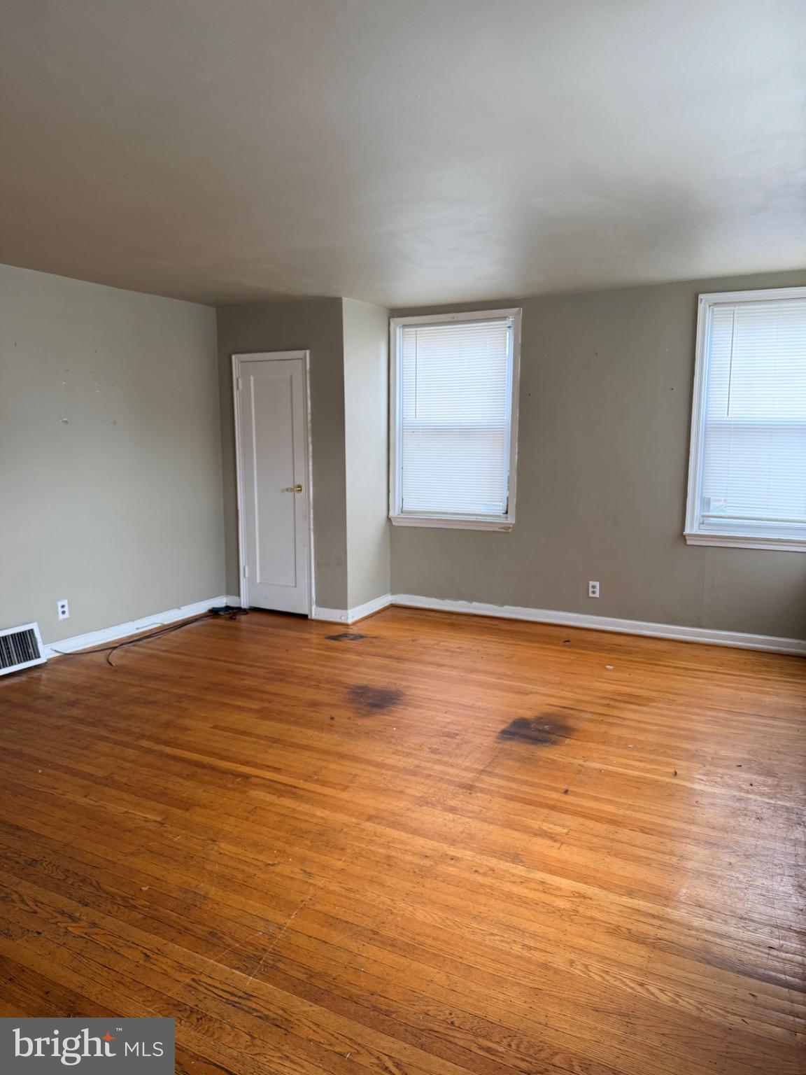 PHILADELPHIA (NORTHEAST) - Residential