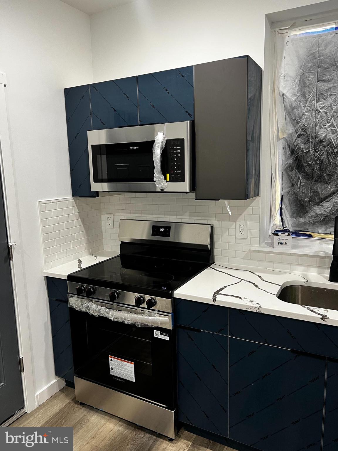 FRANKFORD - Residential Lease