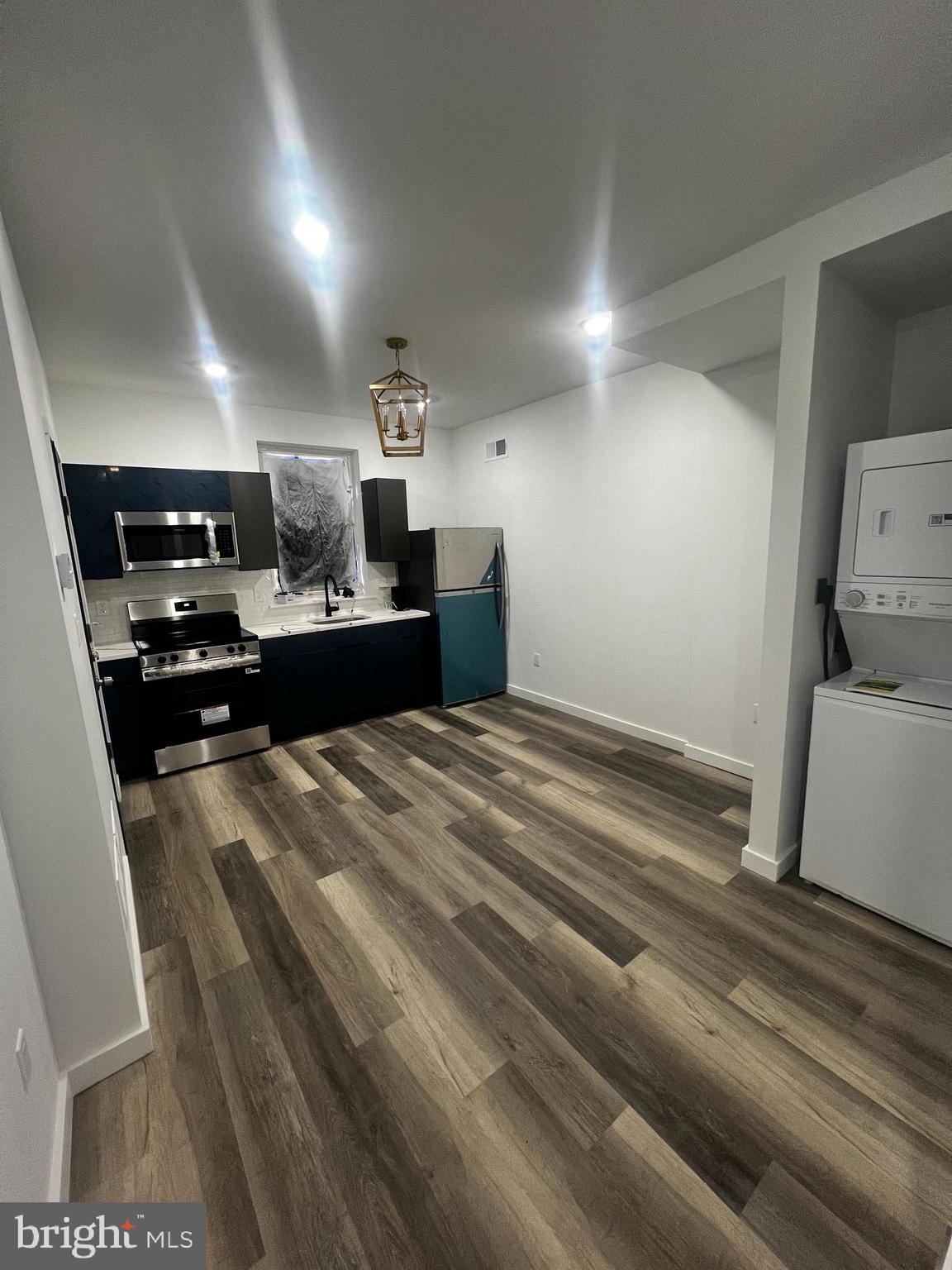 FRANKFORD - Residential Lease