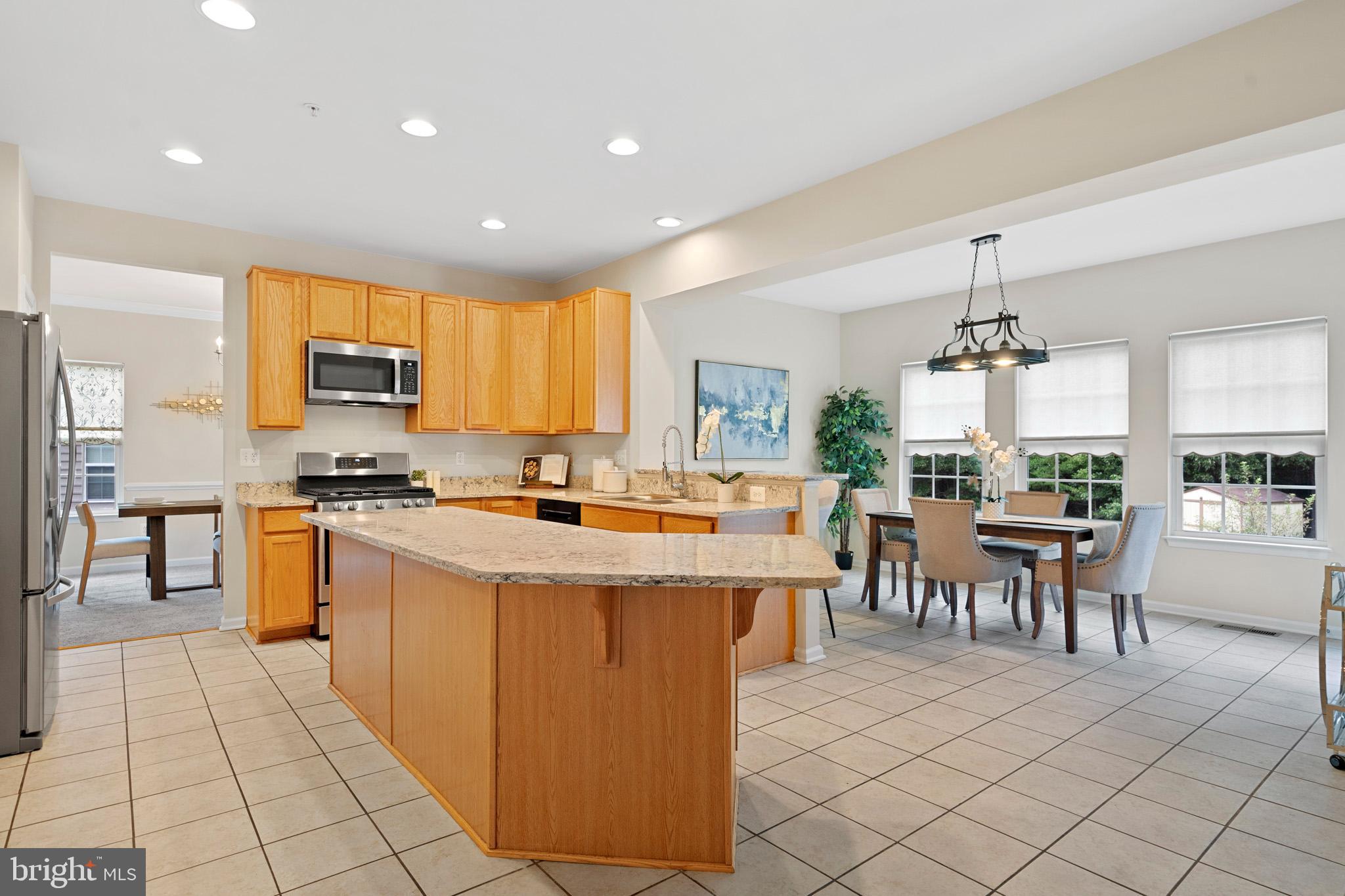 BRENTWOOD - Residential