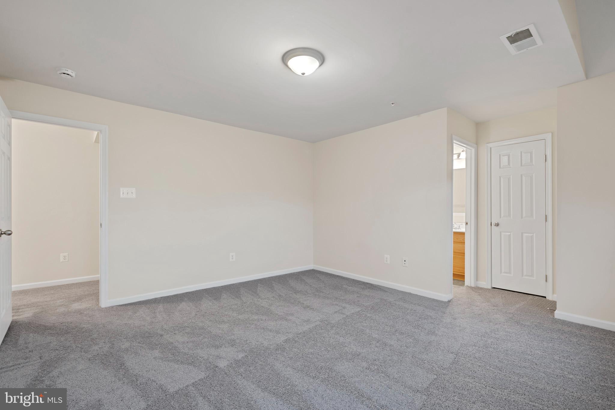 BRENTWOOD - Residential