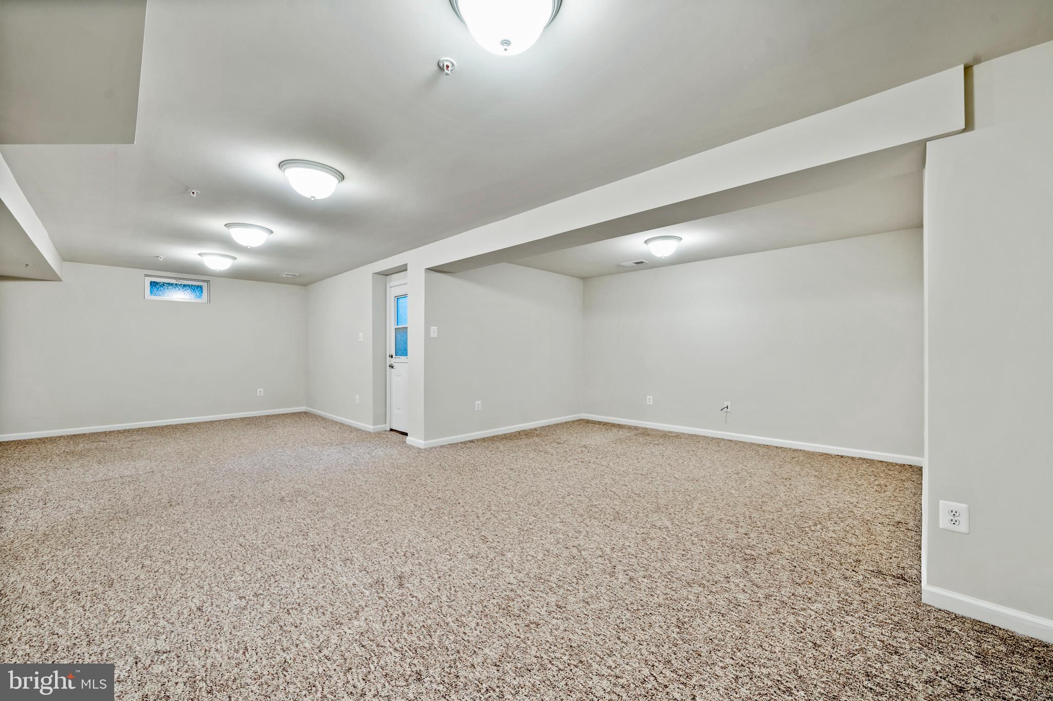 BRENTWOOD - Residential