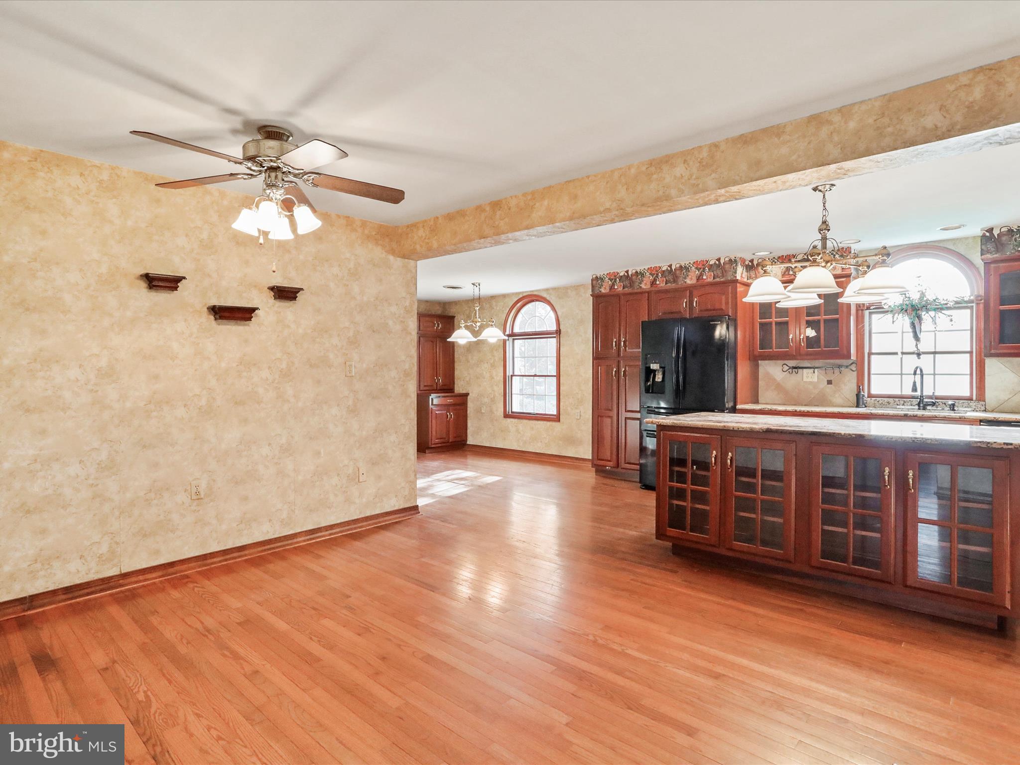 ORCHARD HILLS - Residential