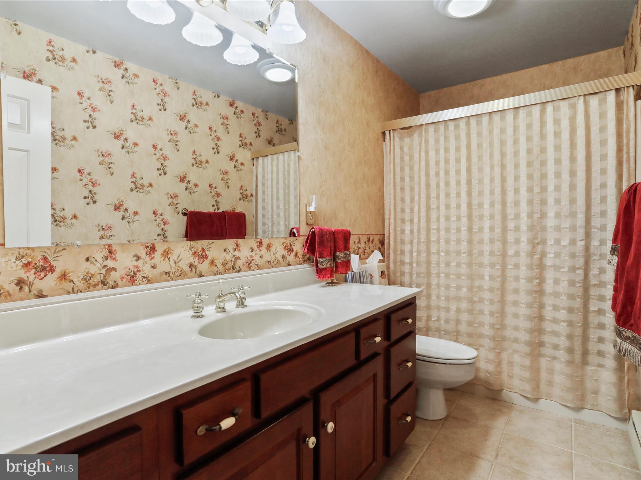 ORCHARD HILLS - Residential