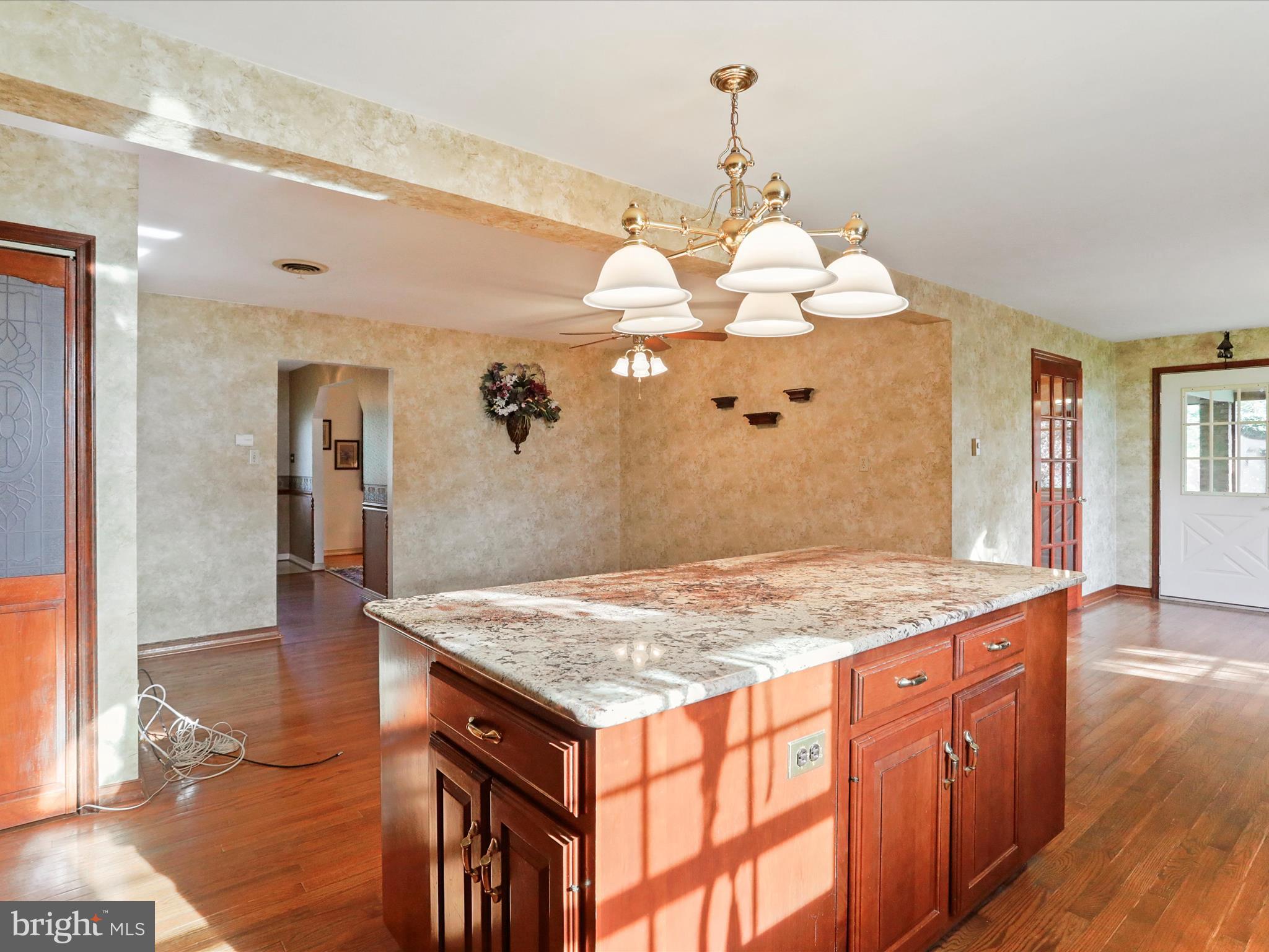 ORCHARD HILLS - Residential