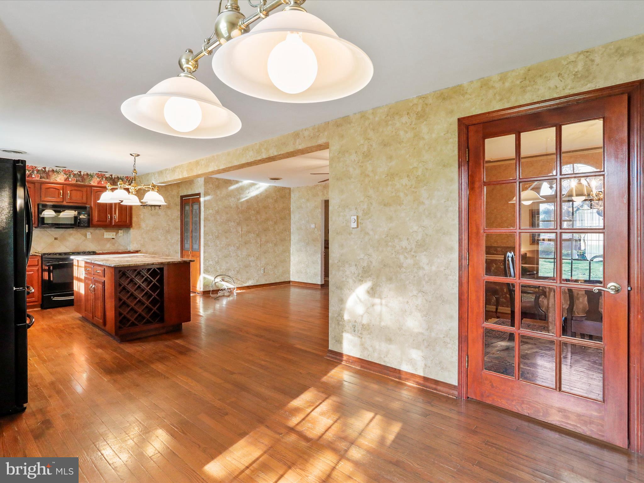 ORCHARD HILLS - Residential