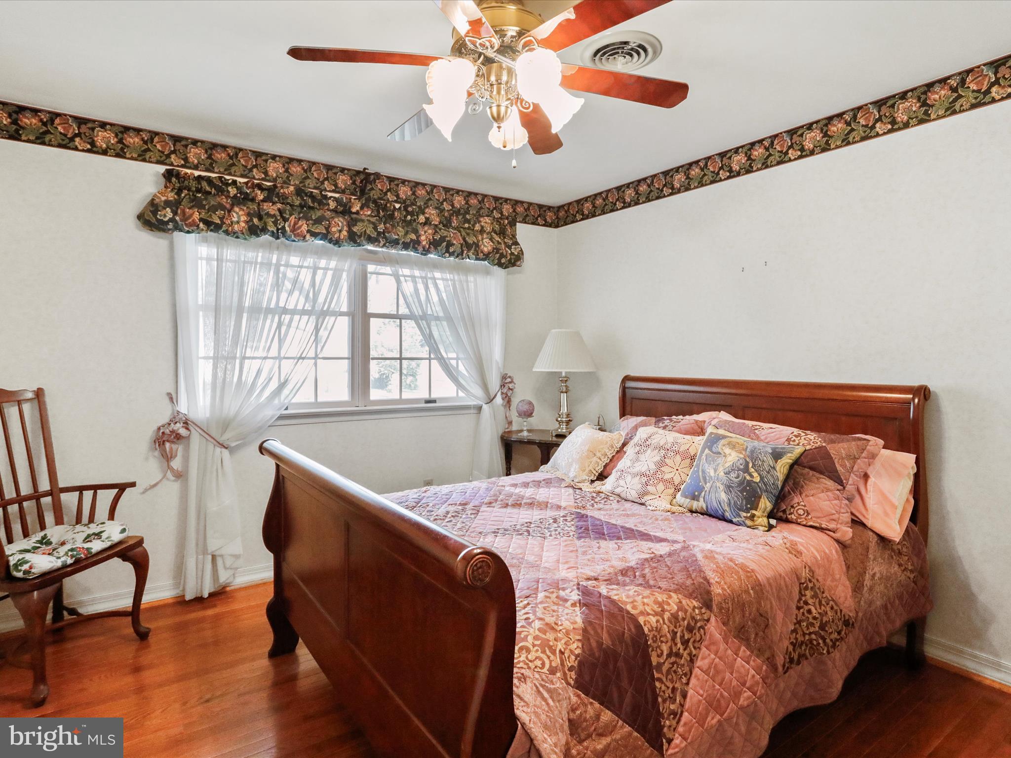 ORCHARD HILLS - Residential