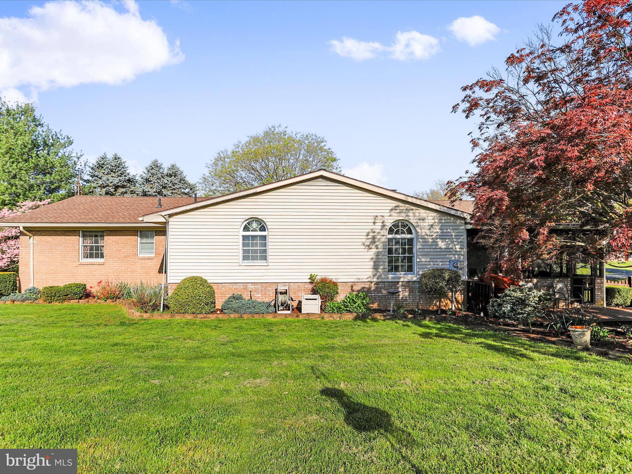 ORCHARD HILLS - Residential