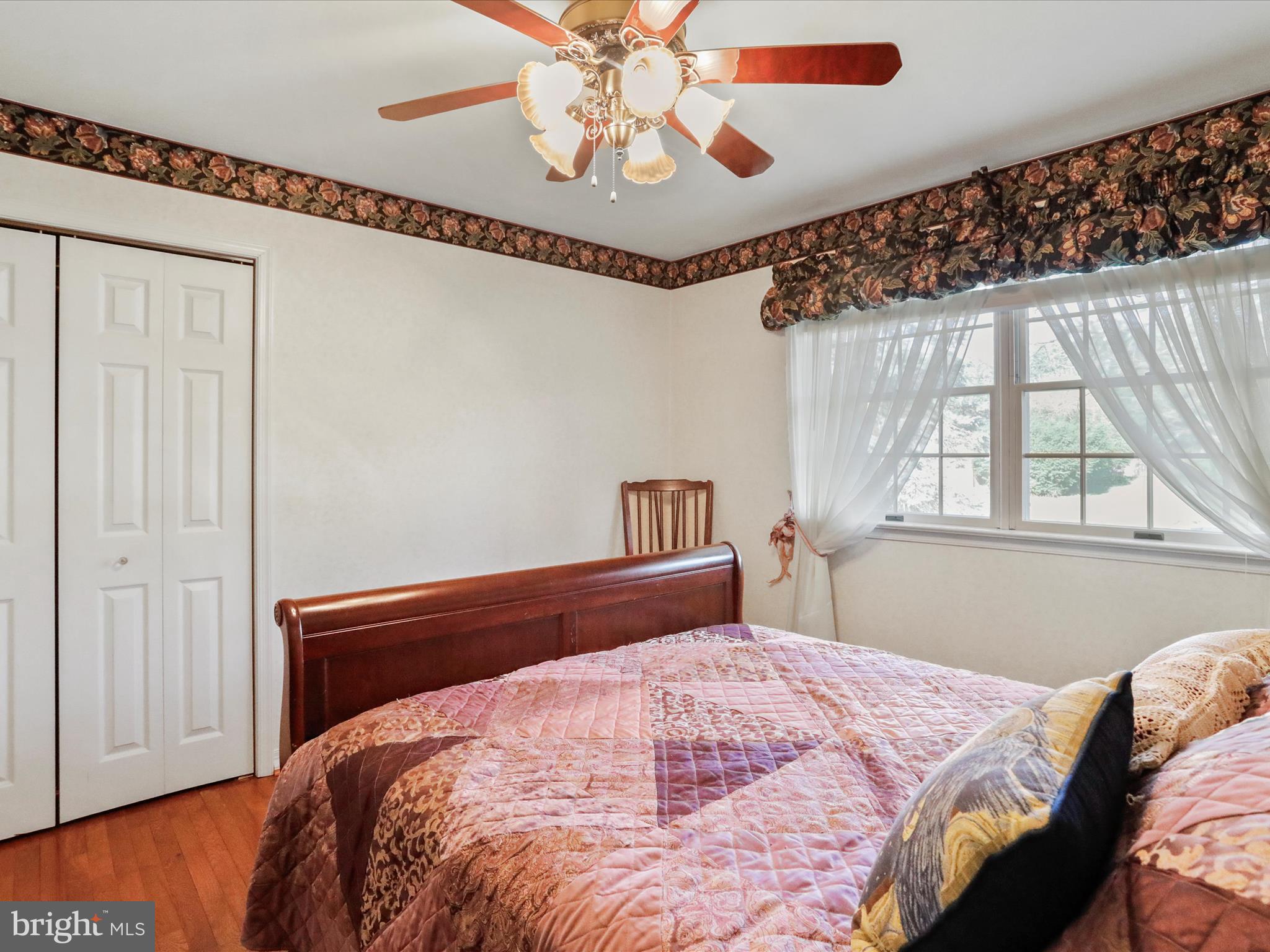 ORCHARD HILLS - Residential