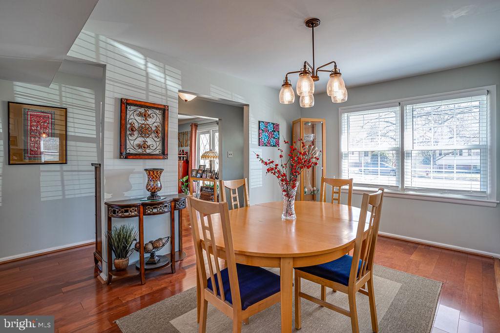 RIVERSIDE ESTATES - Residential Lease