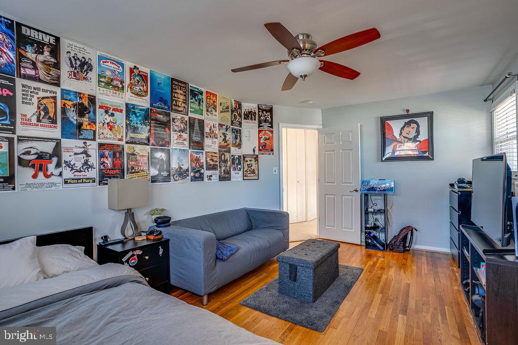 RIVERSIDE ESTATES - Residential Lease