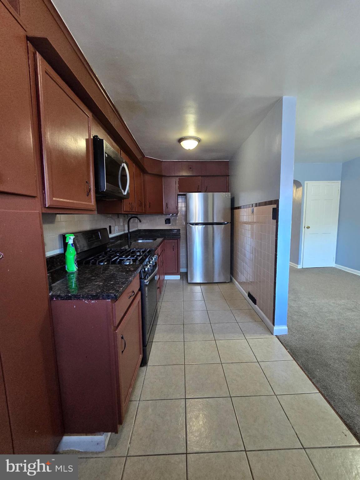 MAYFAIR (EAST) - Residential Lease