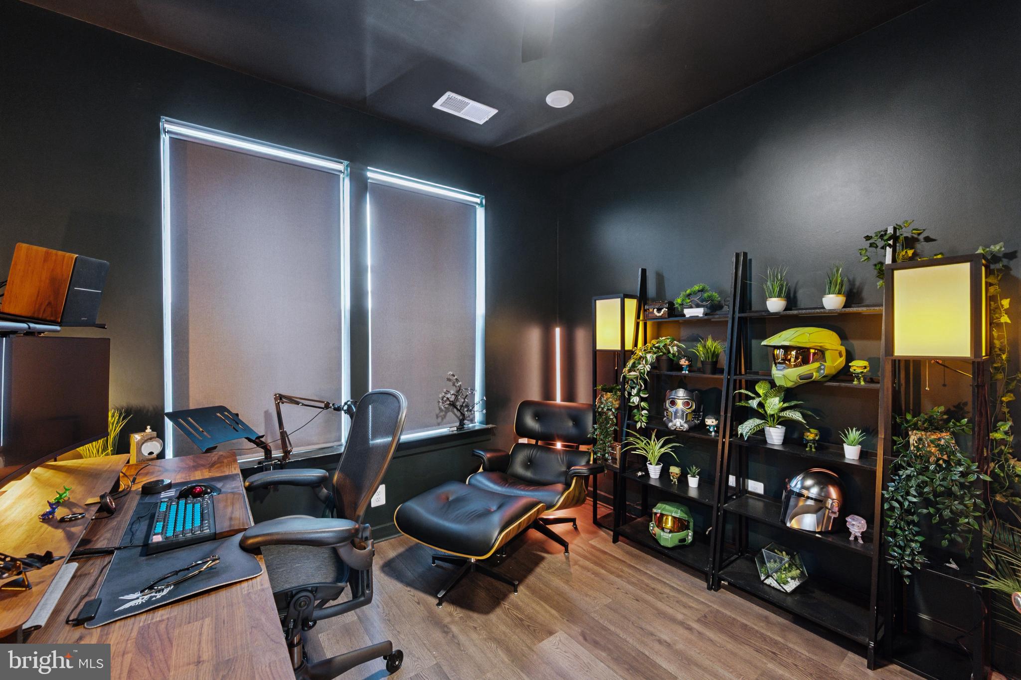 DULLES TECHNOLOGY - Residential