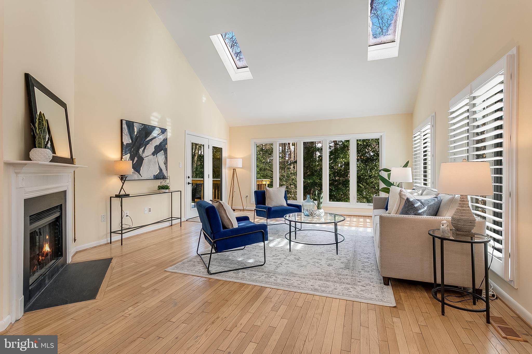 RESTON - Residential