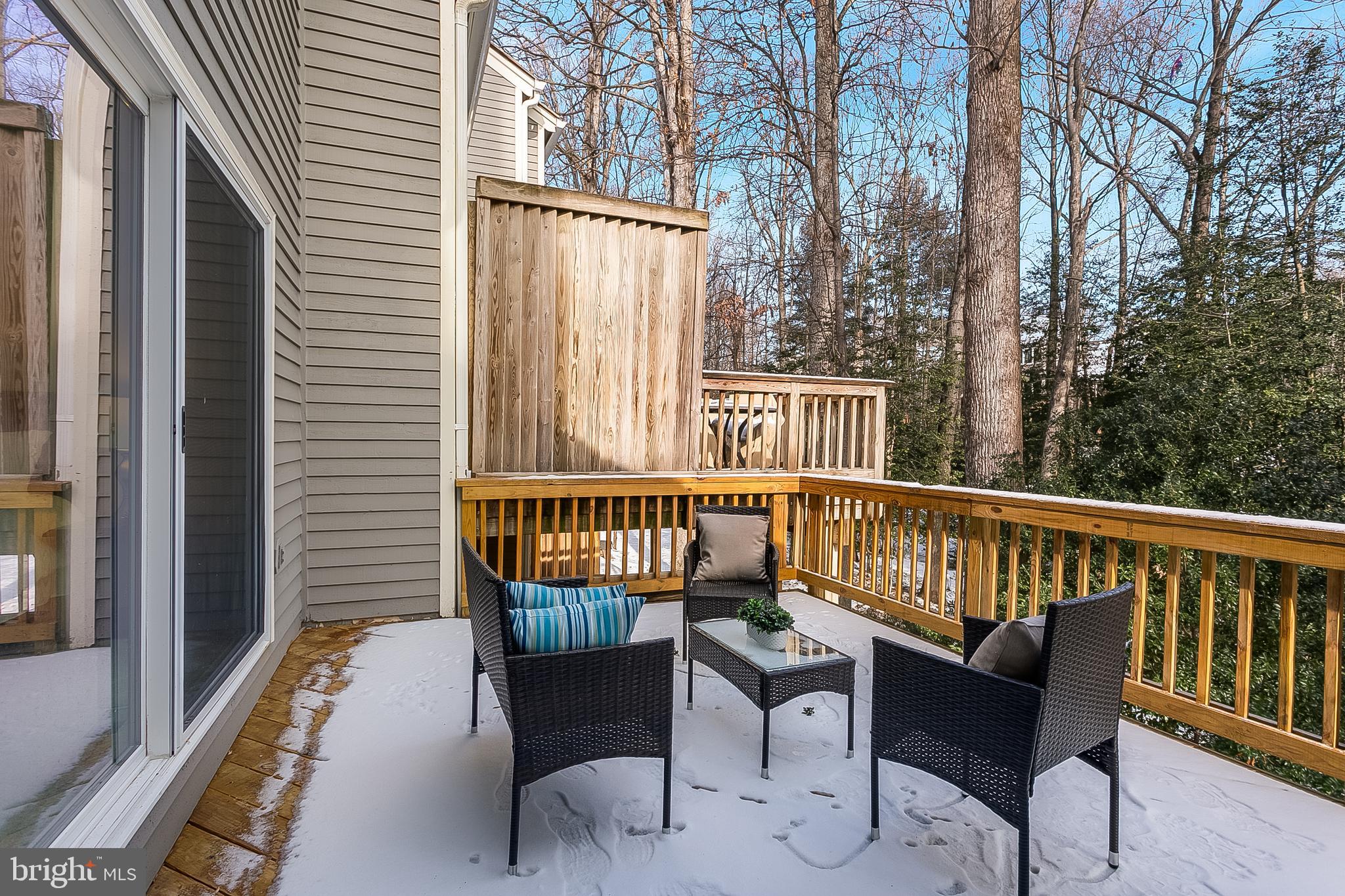 RESTON - Residential