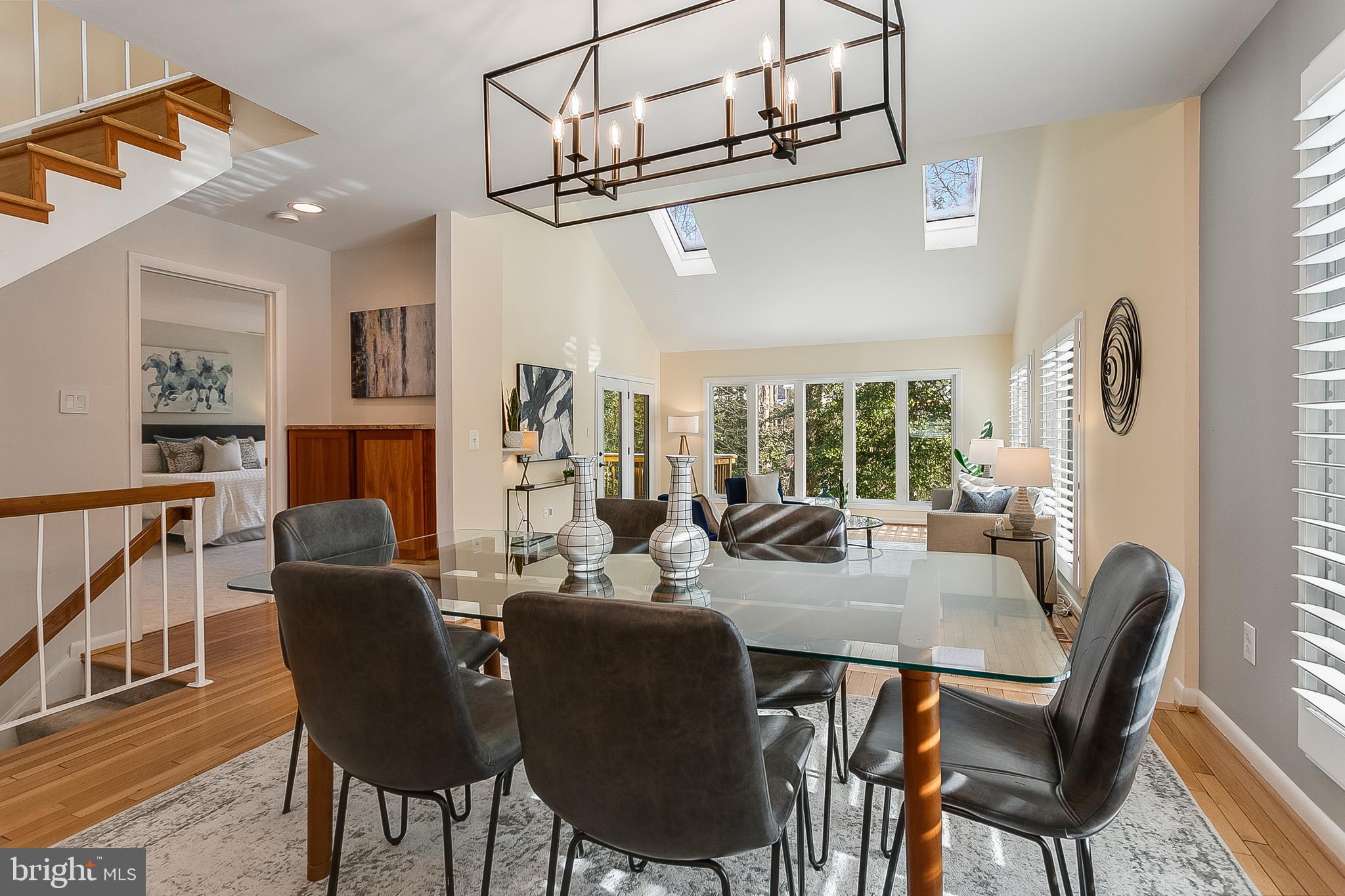 RESTON - Residential