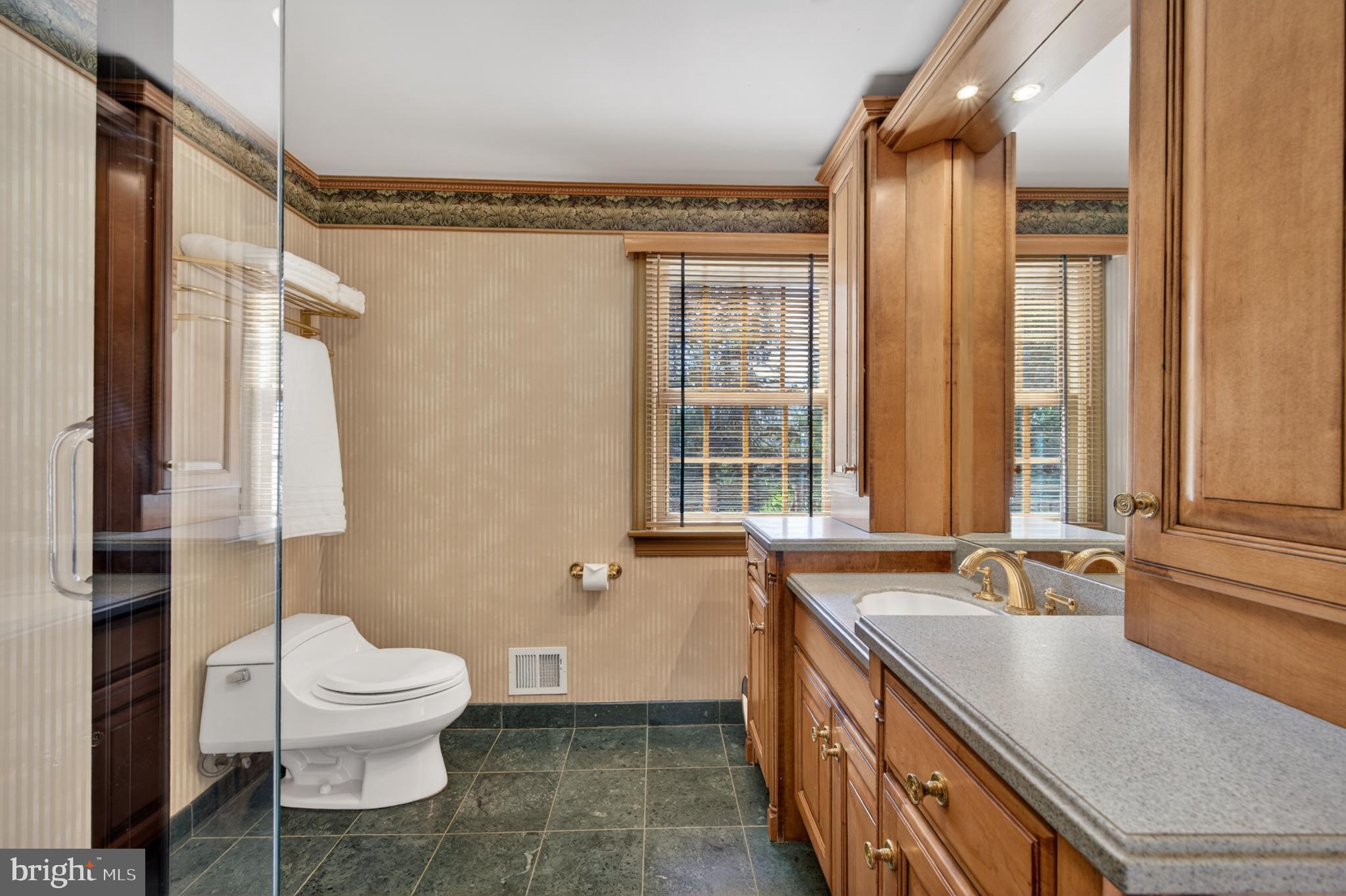 CHARTER CHASE - Residential