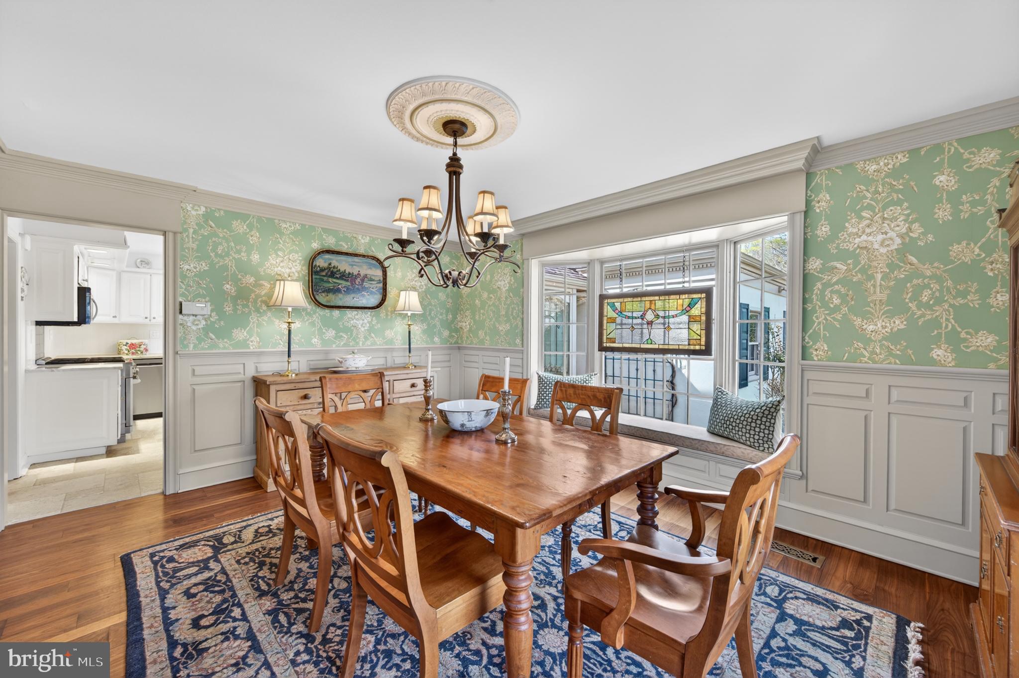 CHARTER CHASE - Residential