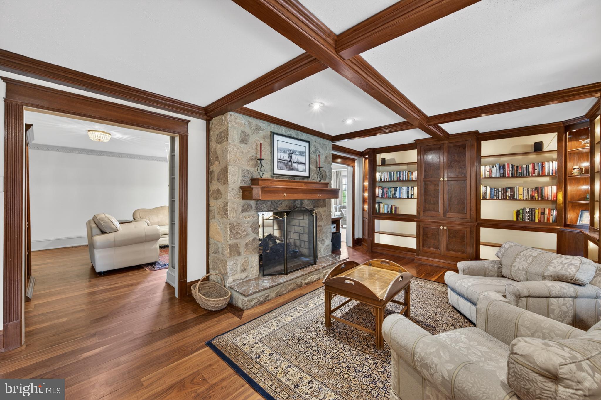 CHARTER CHASE - Residential