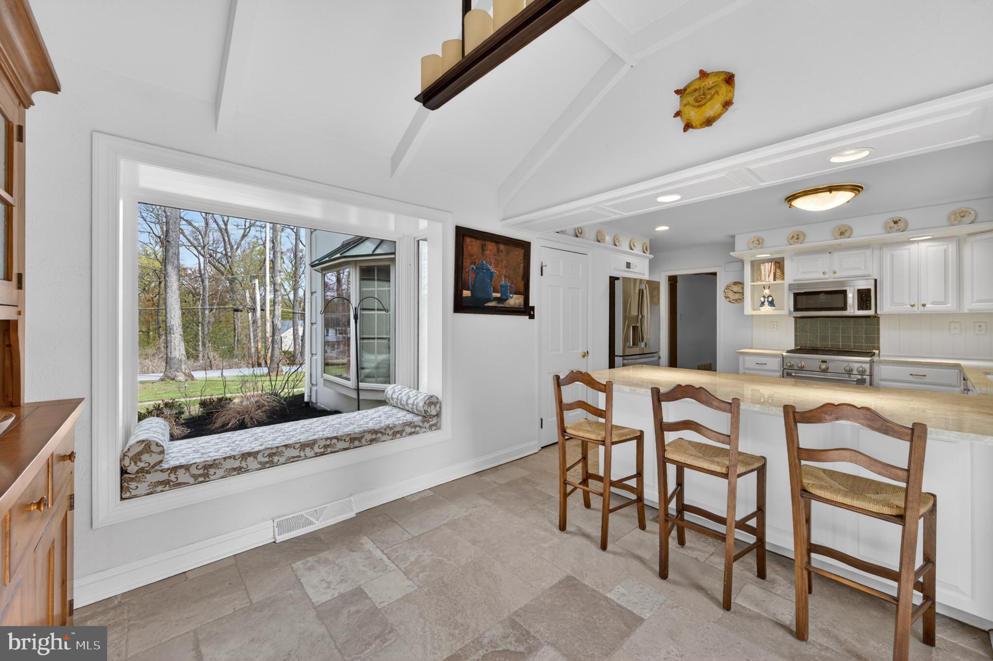 CHARTER CHASE - Residential