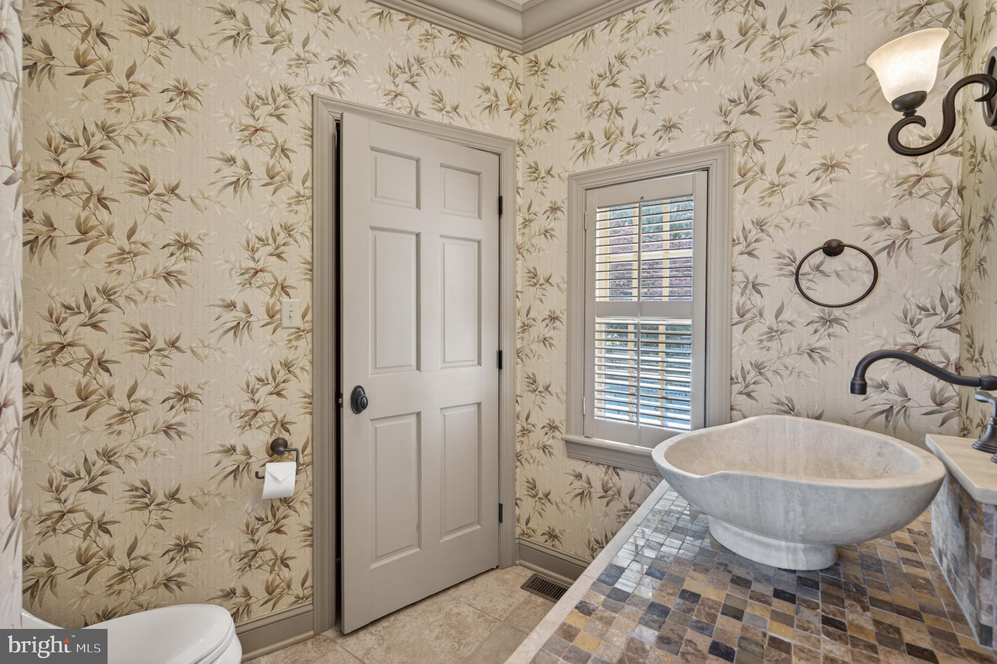 CHARTER CHASE - Residential