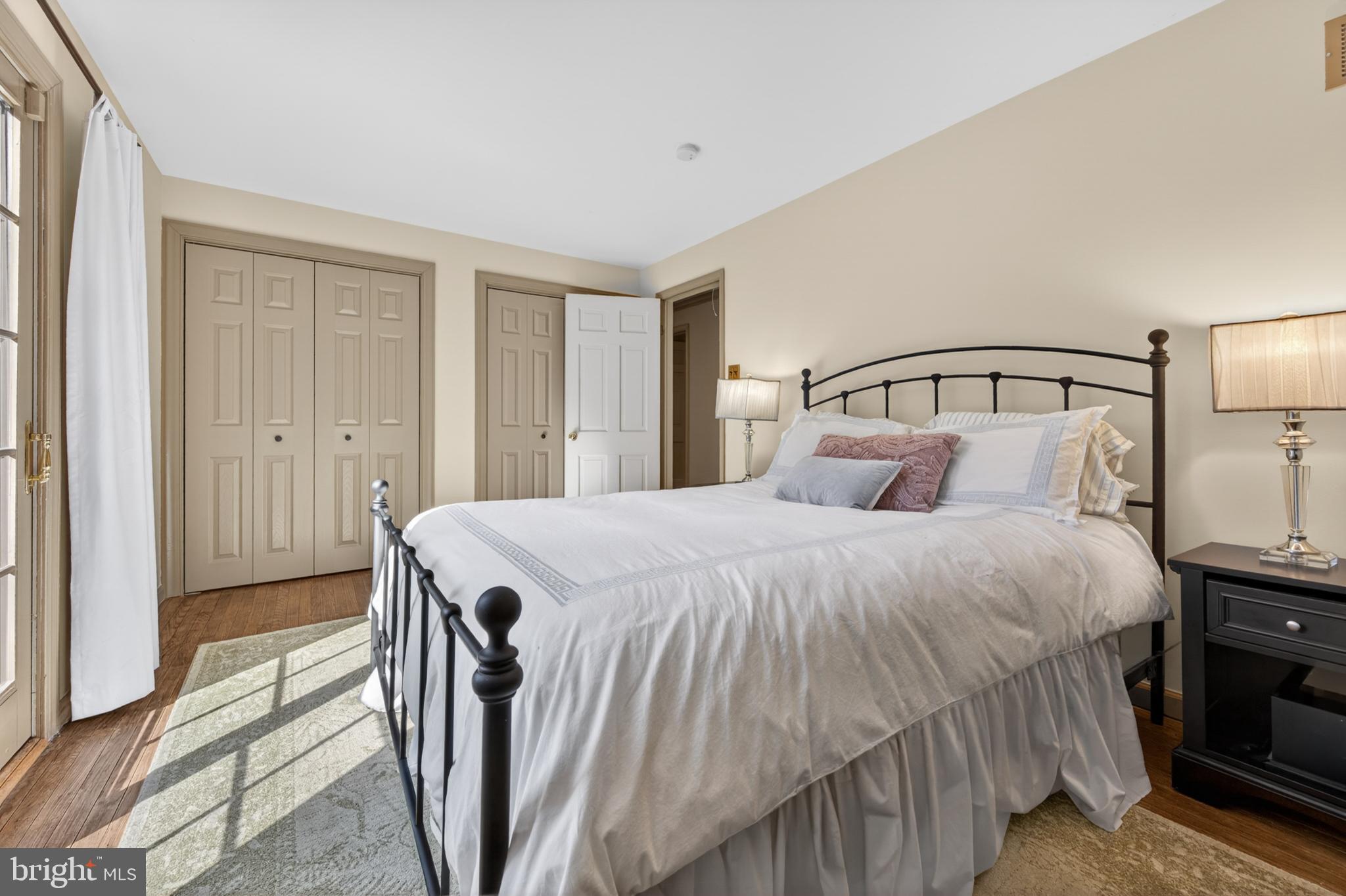 CHARTER CHASE - Residential