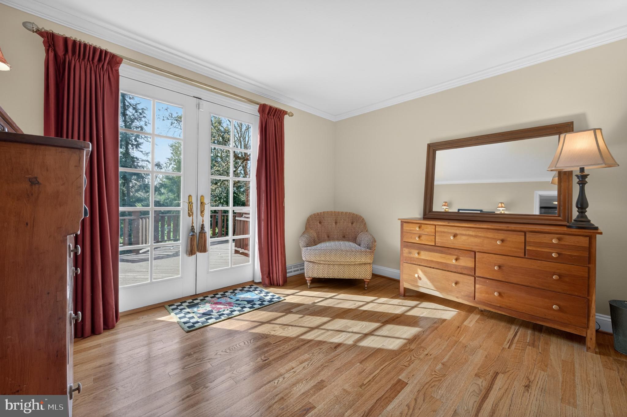 CHARTER CHASE - Residential