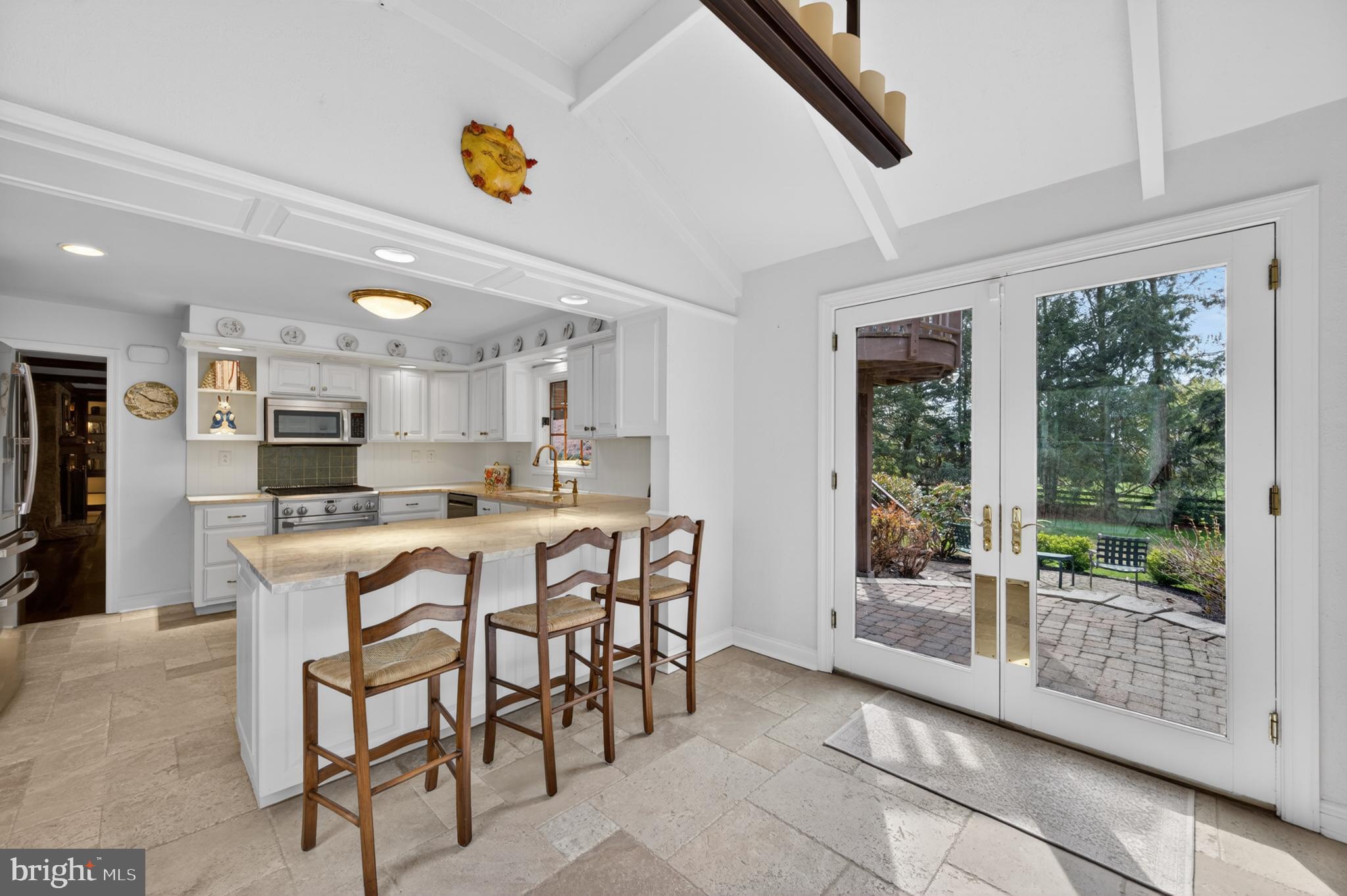 CHARTER CHASE - Residential