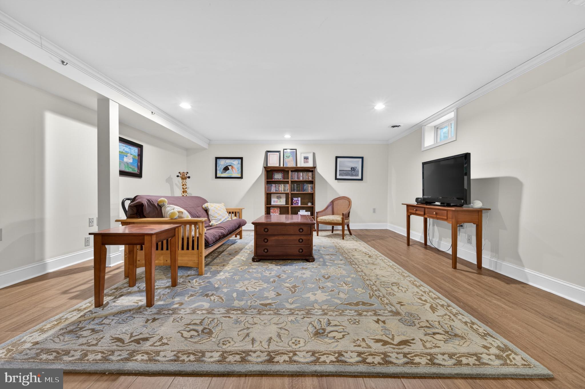 CHARTER CHASE - Residential