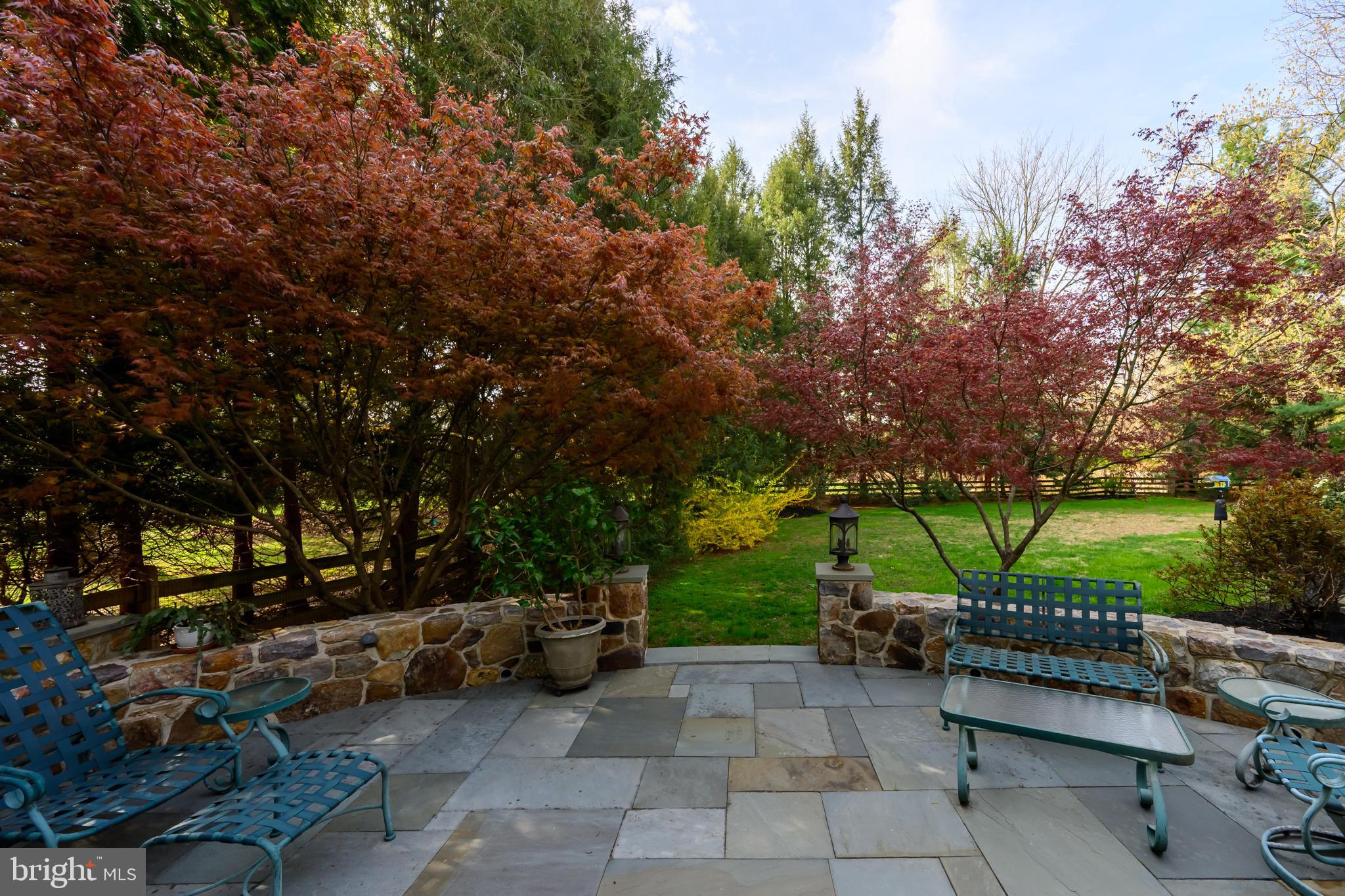 CHARTER CHASE - Residential