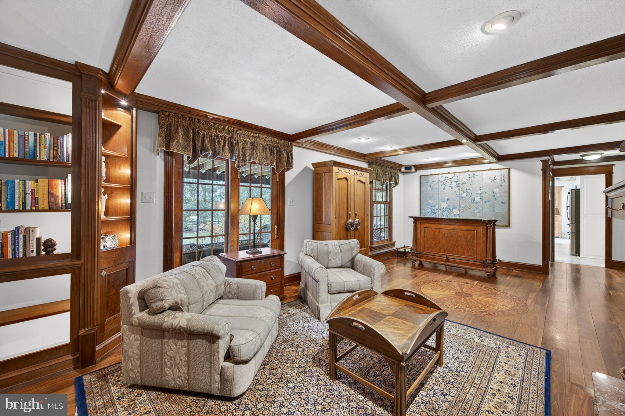 CHARTER CHASE - Residential