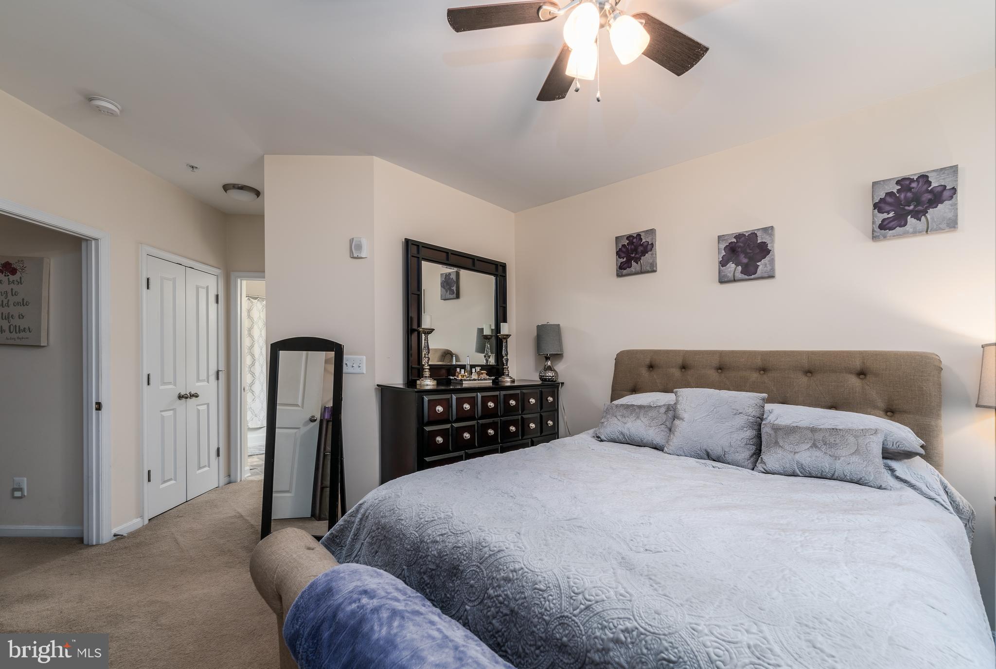 RUSSETT - Residential