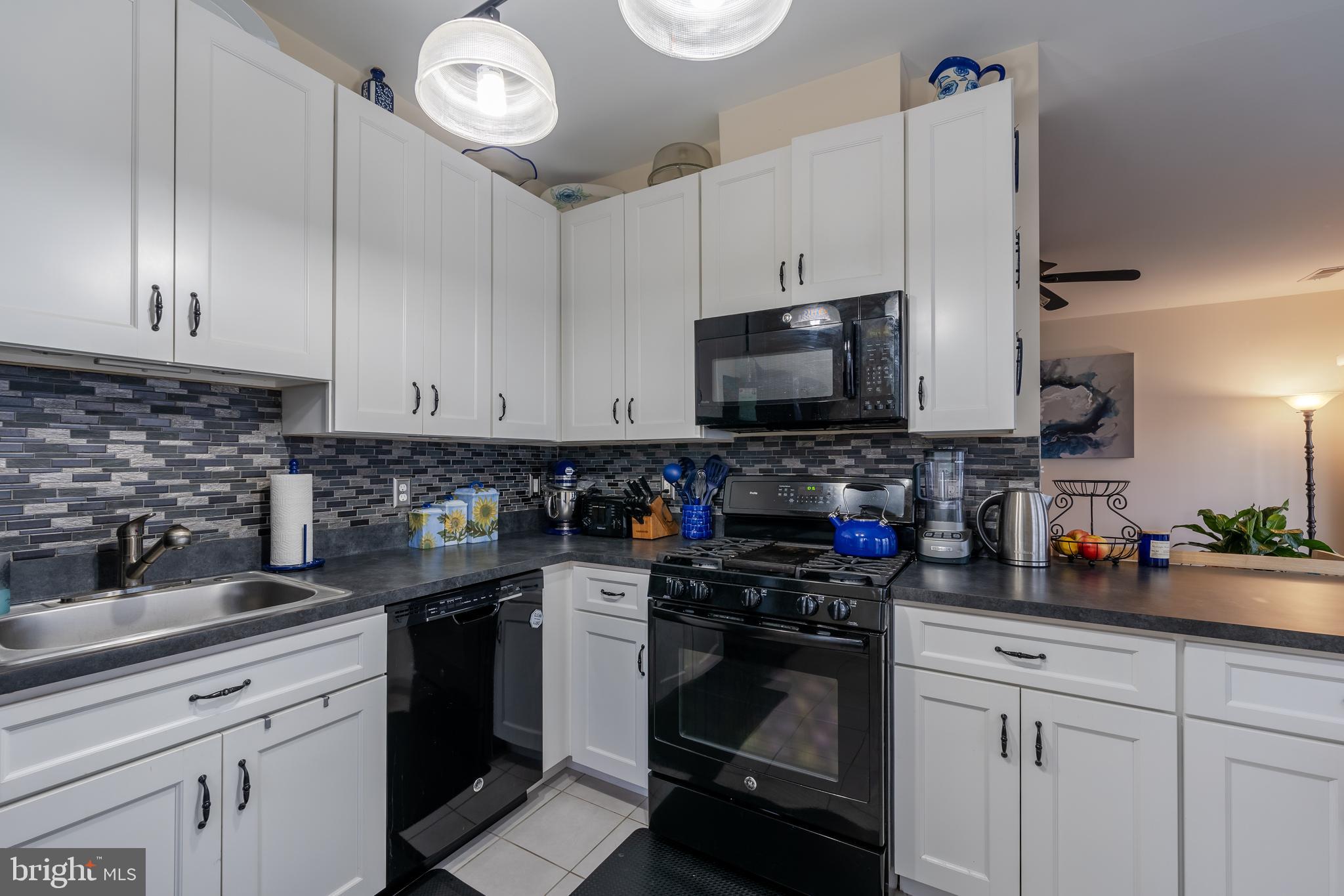 RUSSETT - Residential