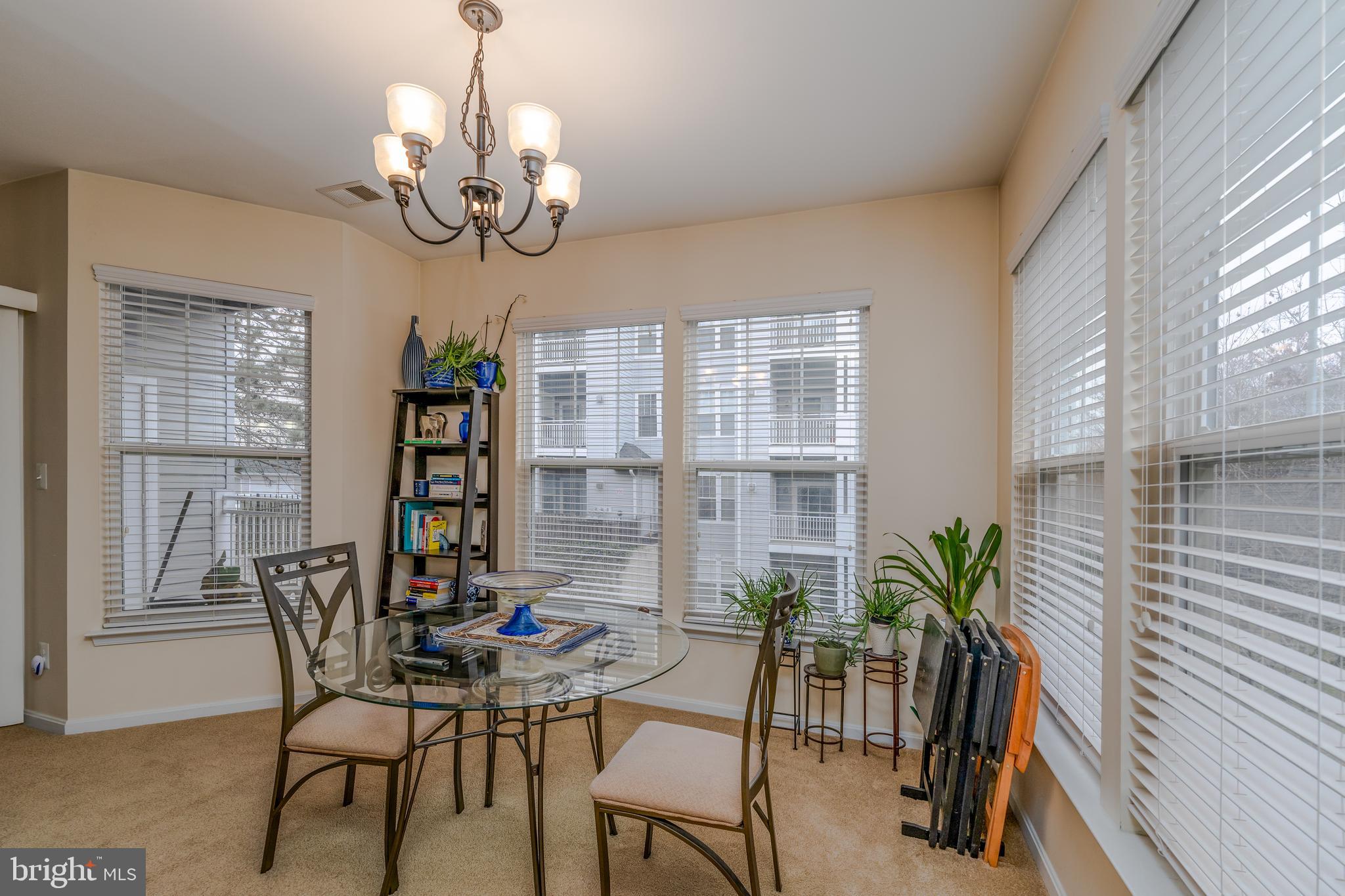 RUSSETT - Residential