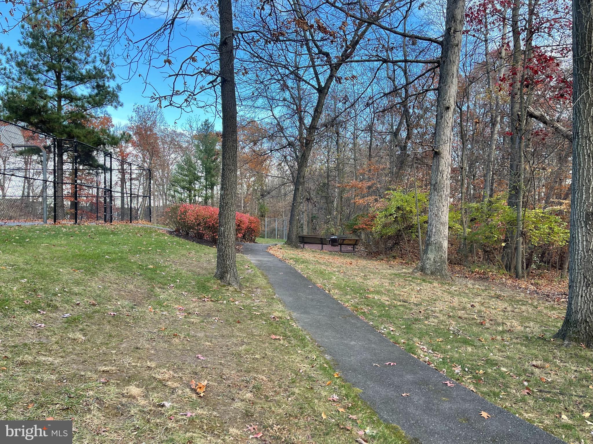 RUSSETT - Residential