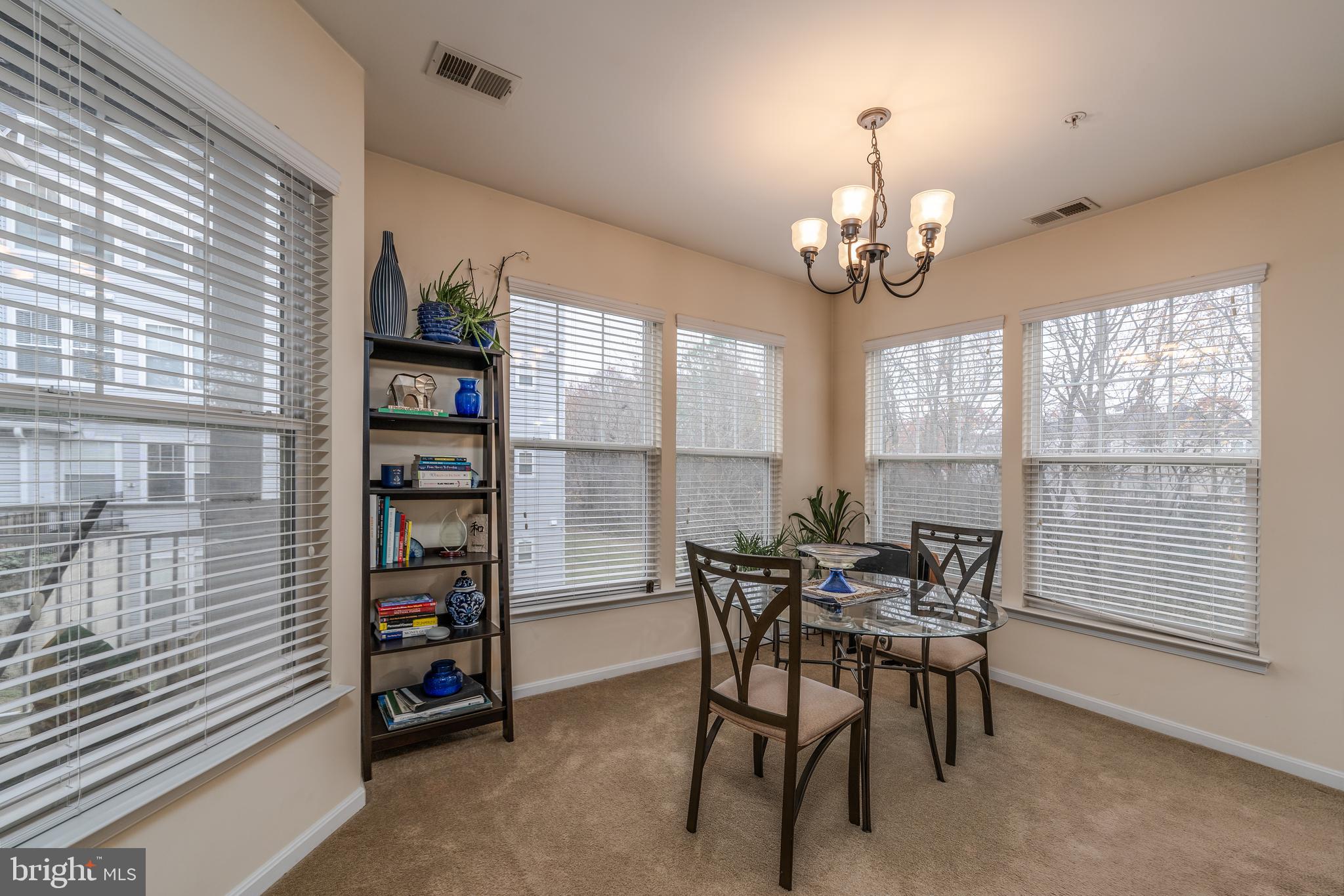 RUSSETT - Residential