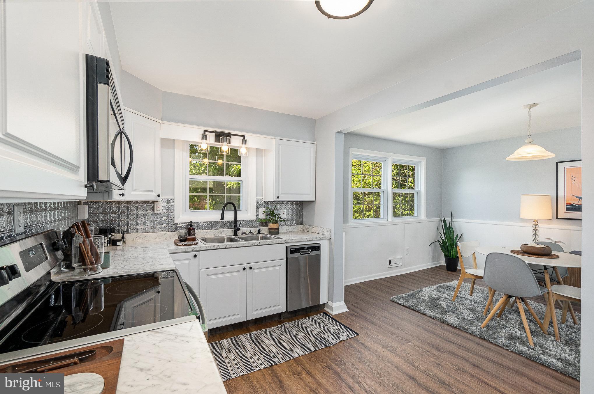 CHINQUAPIN PARK - Residential