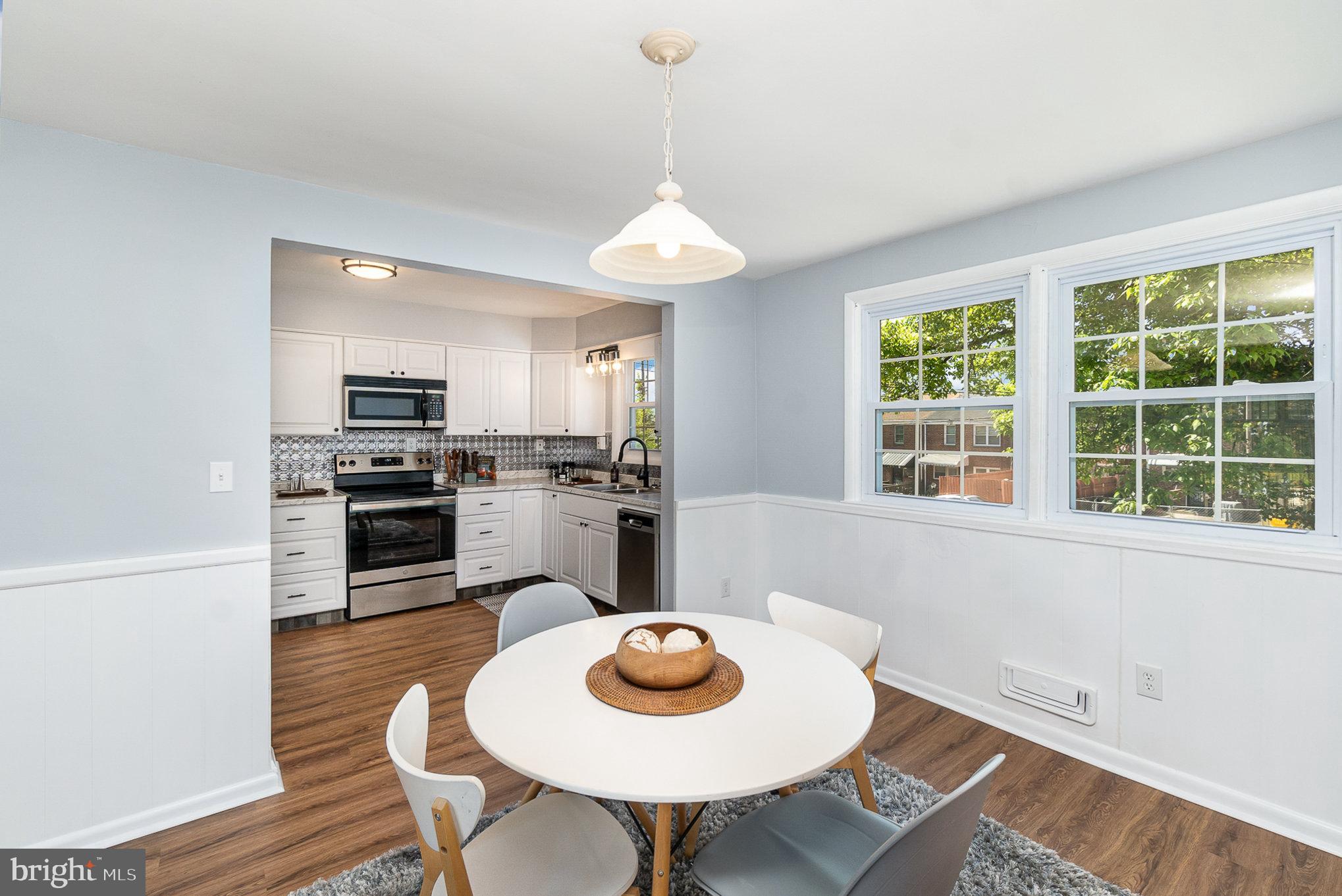 CHINQUAPIN PARK - Residential