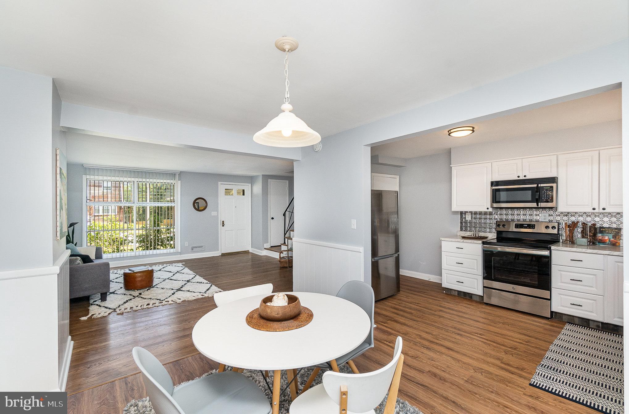 CHINQUAPIN PARK - Residential