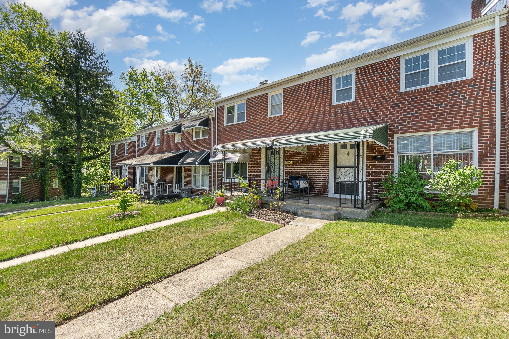 CHINQUAPIN PARK - Residential