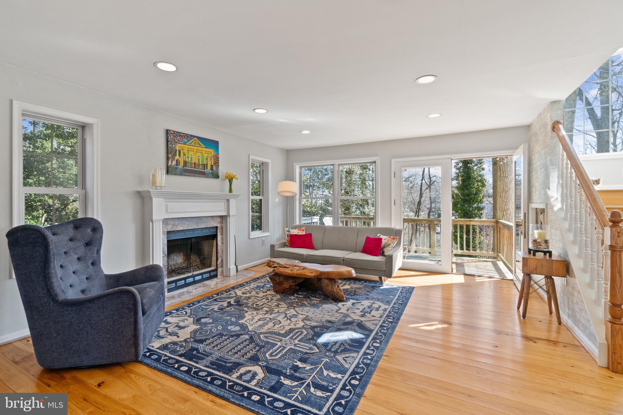 ANNAPOLIS ROADS - Residential