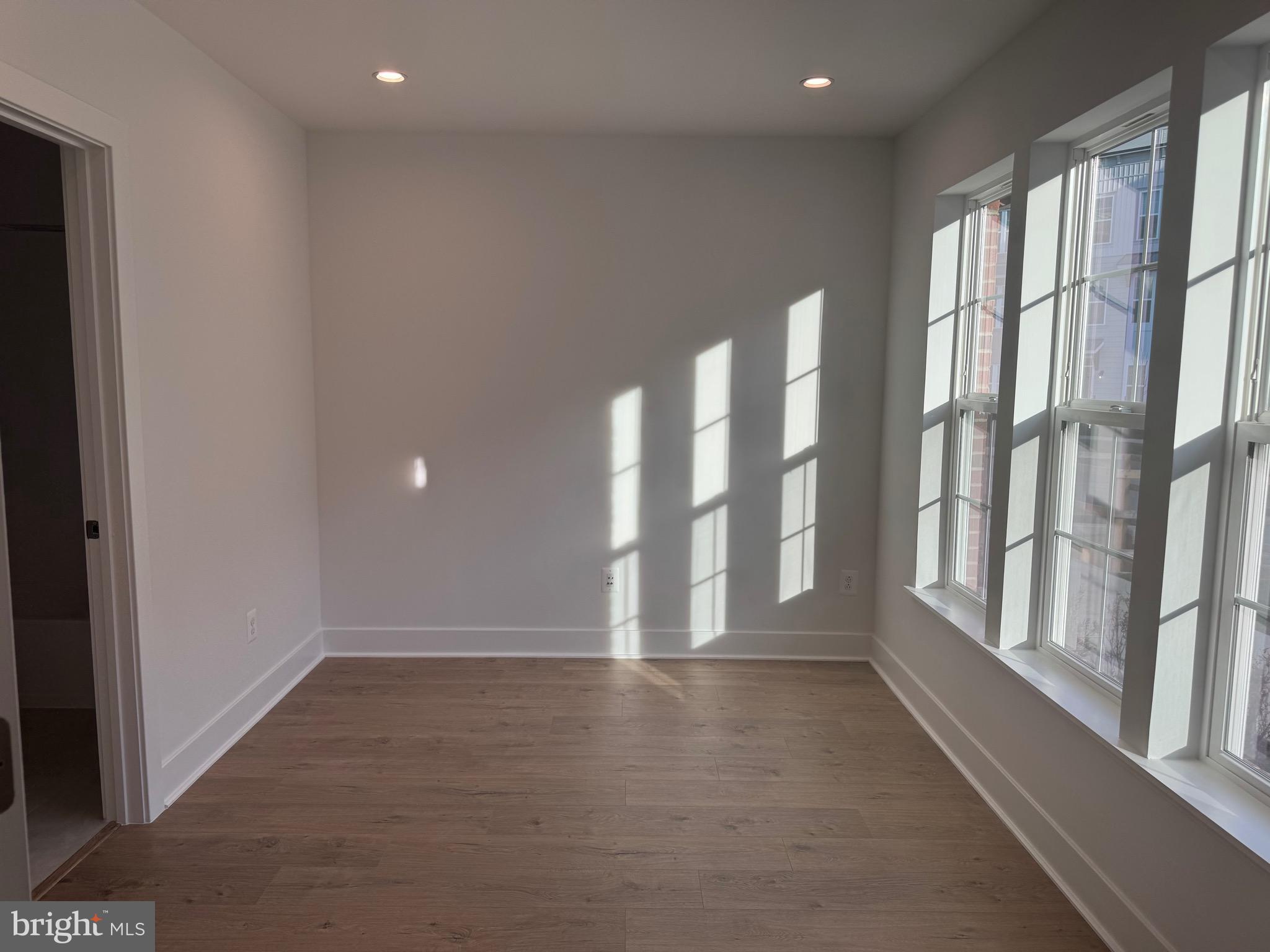 FARMSTEAD DISTRICT - Residential Lease