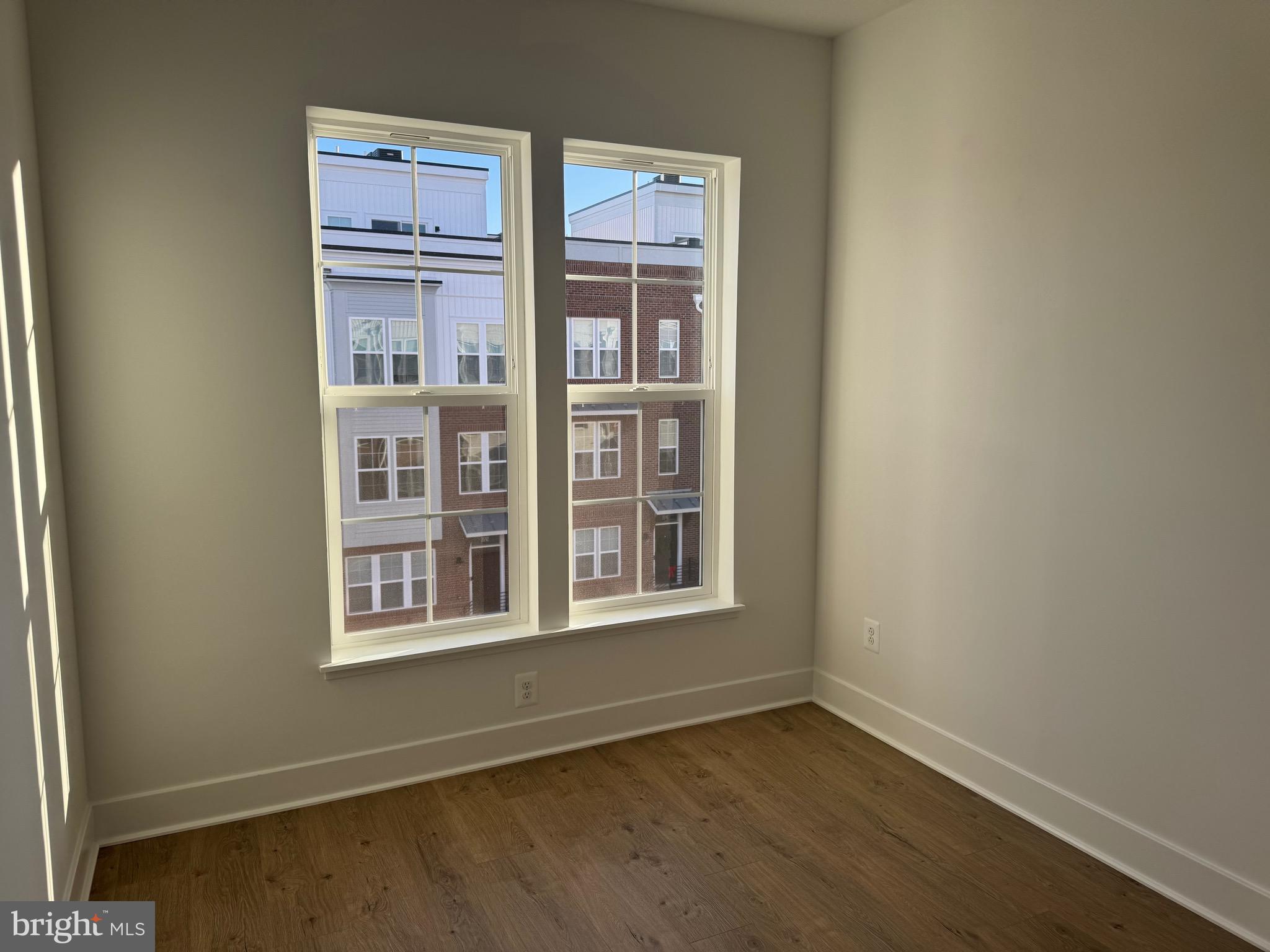 FARMSTEAD DISTRICT - Residential Lease